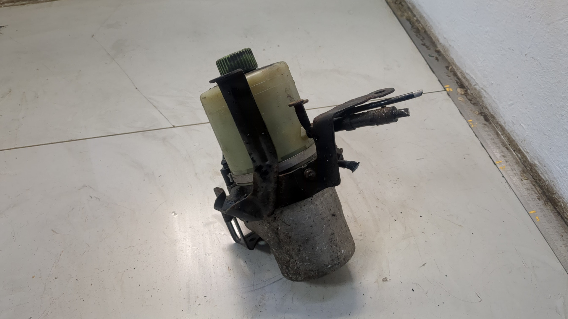 Насос ГУР (гидроусилитель руля)