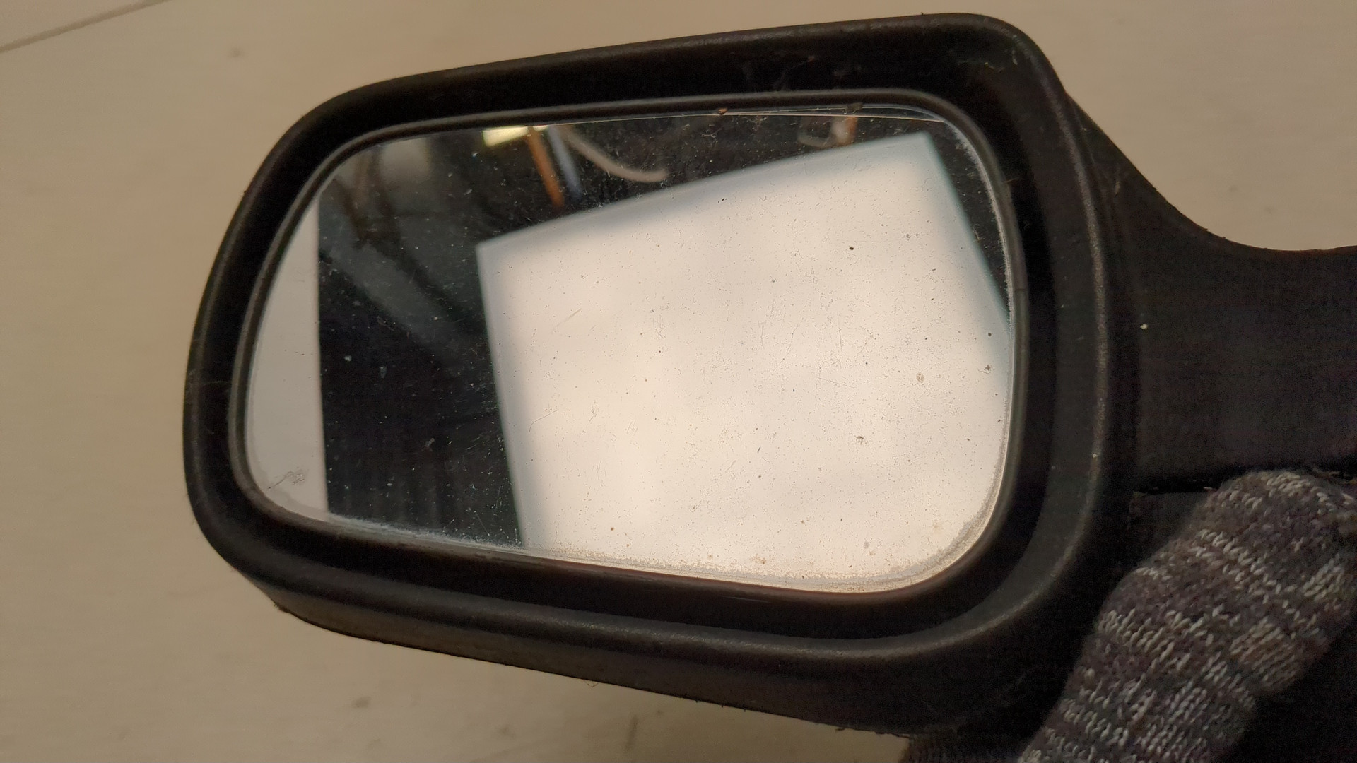 Зеркало левое электрическое