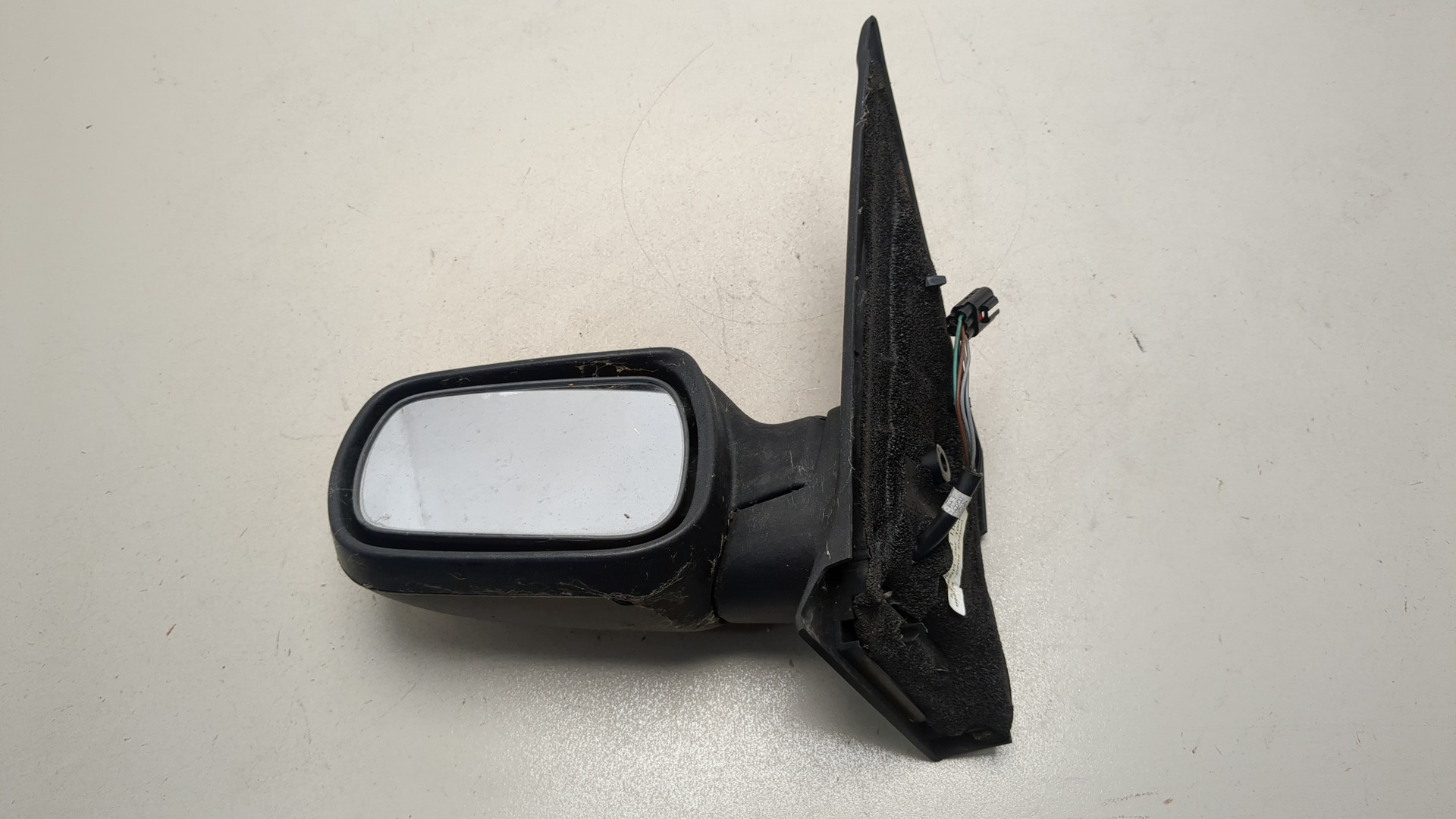 Зеркало левое электрическое