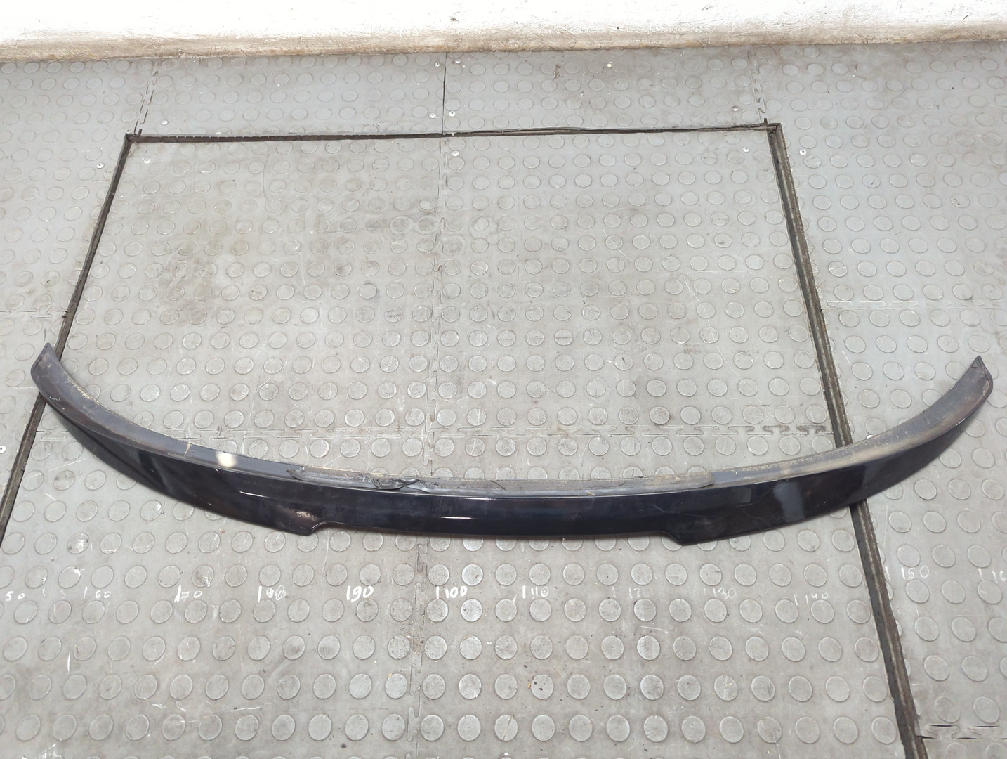 Спойлер переднего бампера