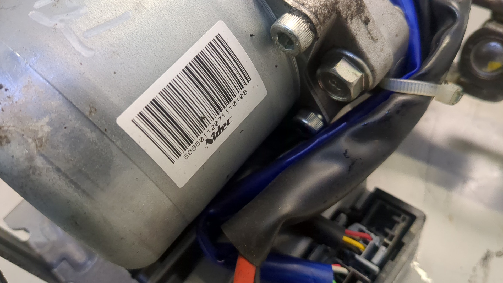 Серводвигатель рулевой рейки