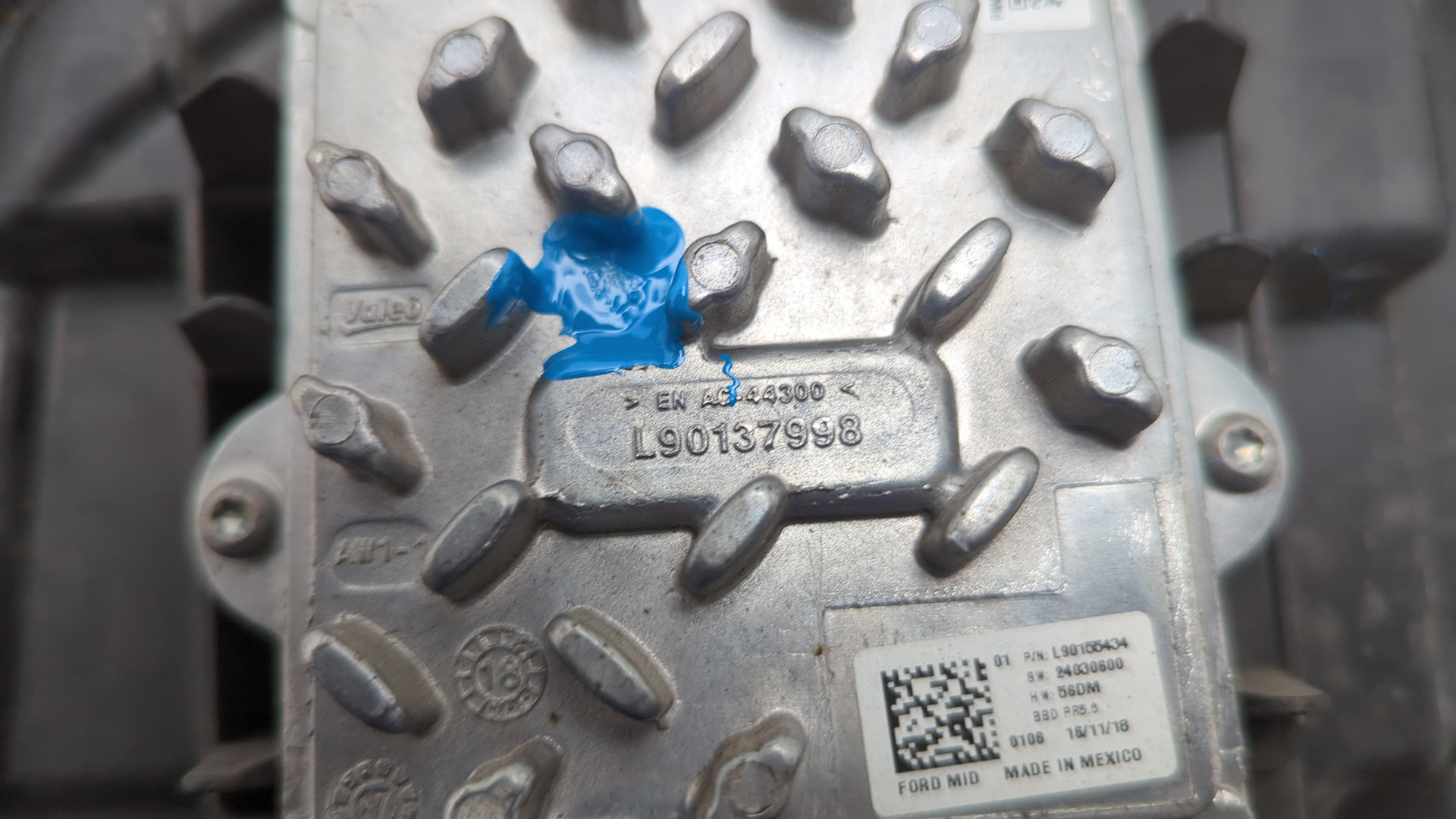 Фара правая