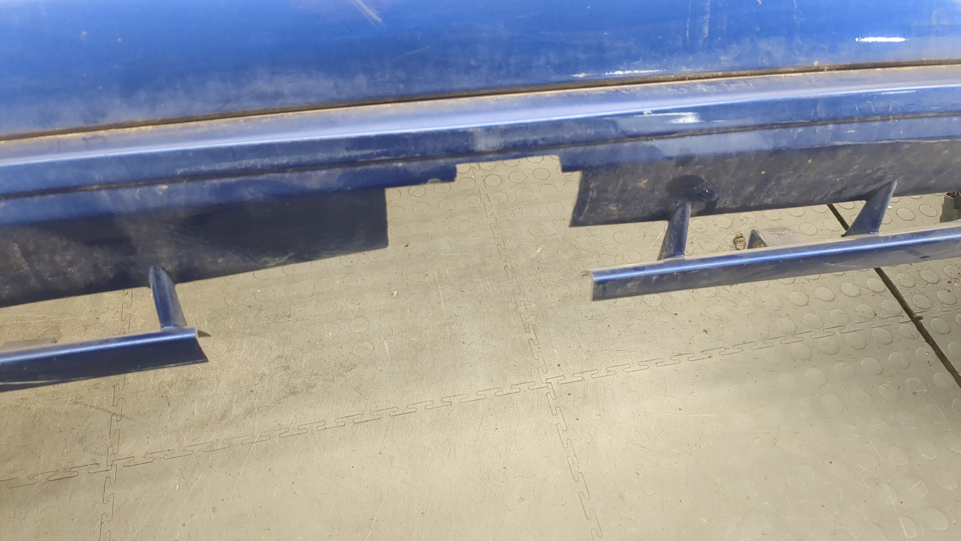 Бампер задний