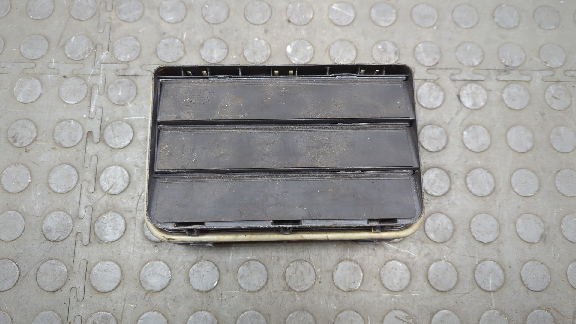 Воздухозаборник (внутри)