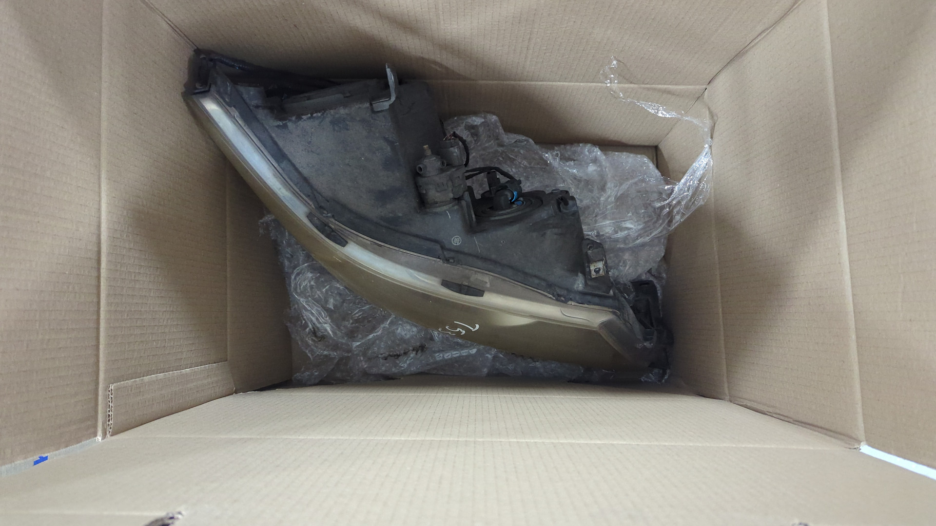 Фара правая