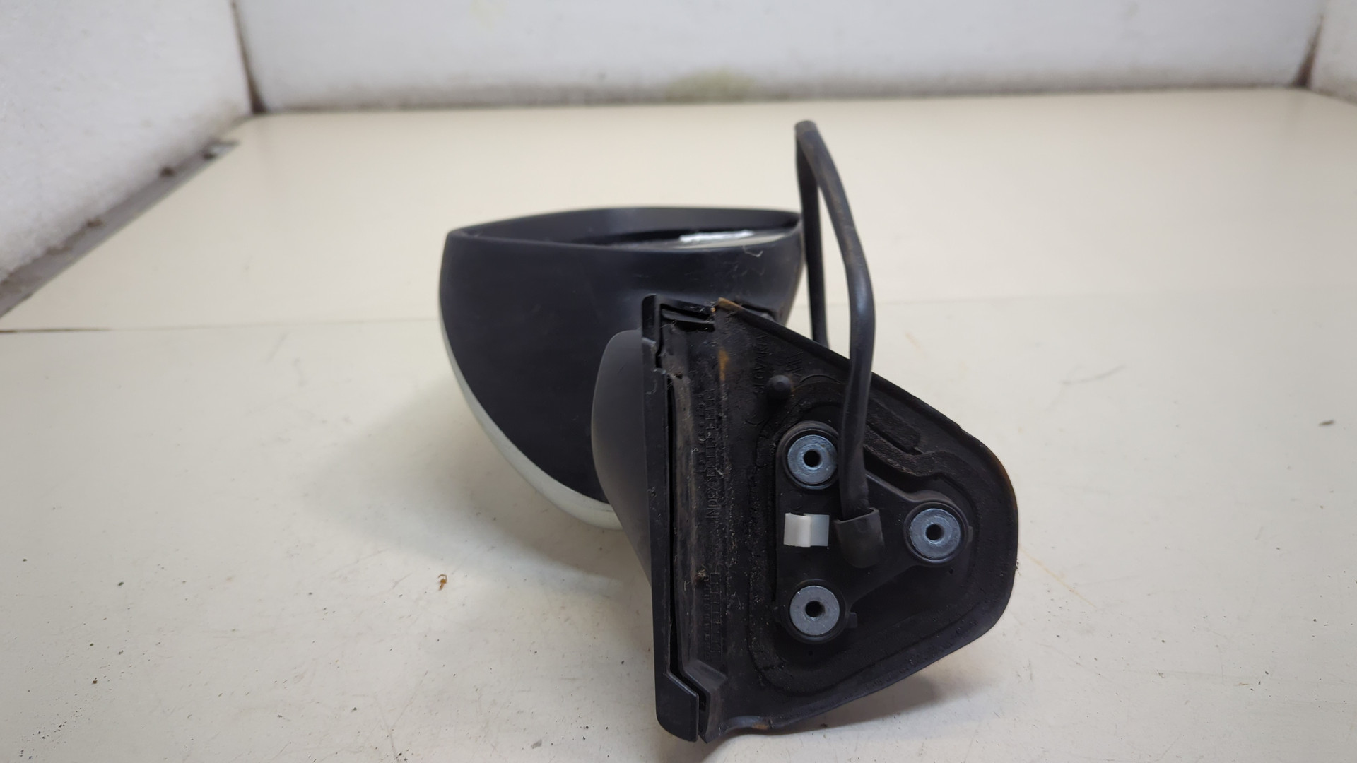 Зеркало правое электрическое