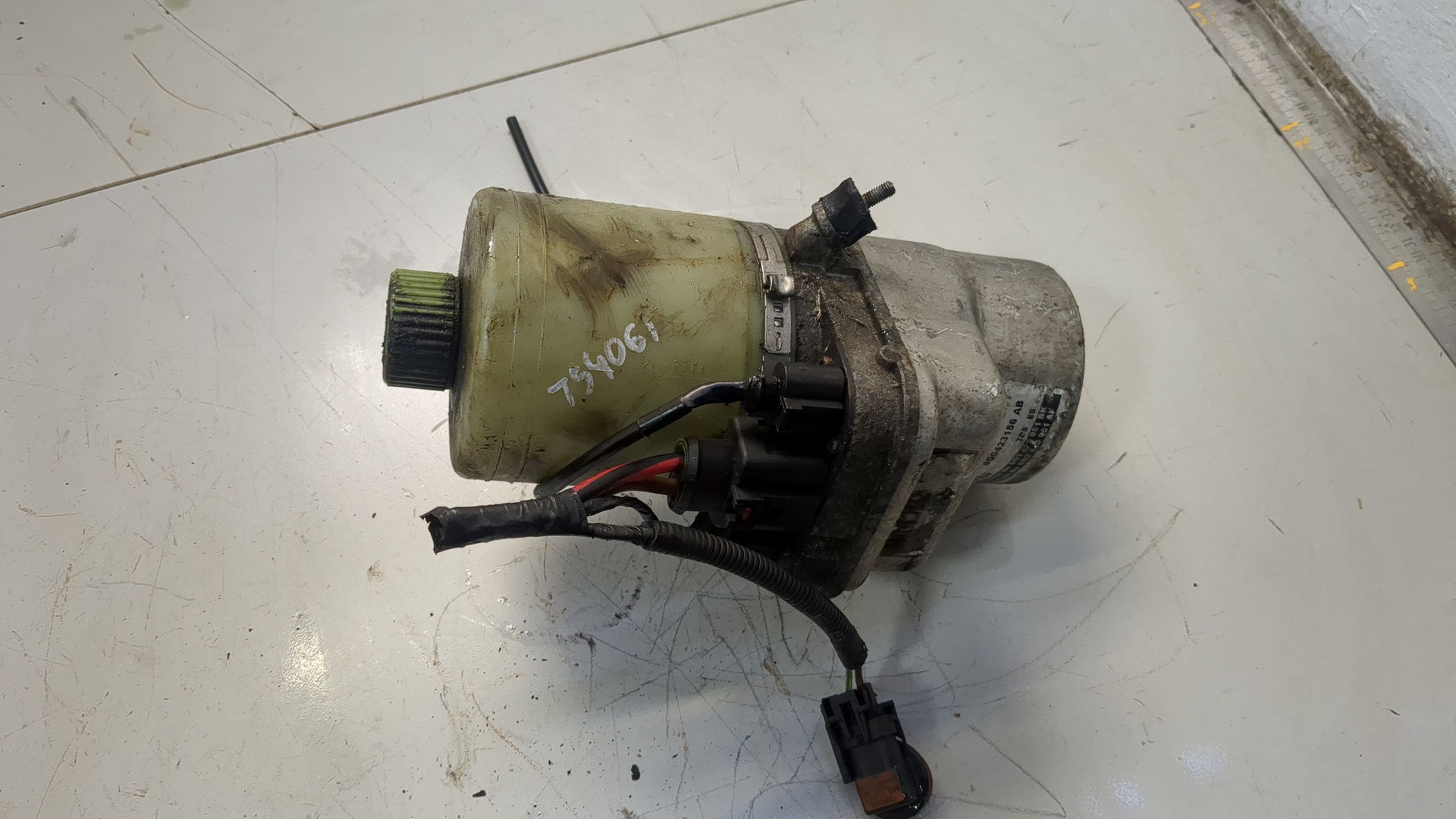 Насос ГУР (гидроусилитель руля)