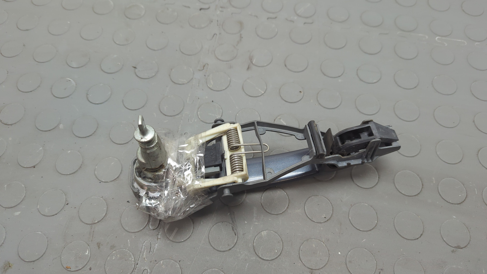 Ручка двери наружная