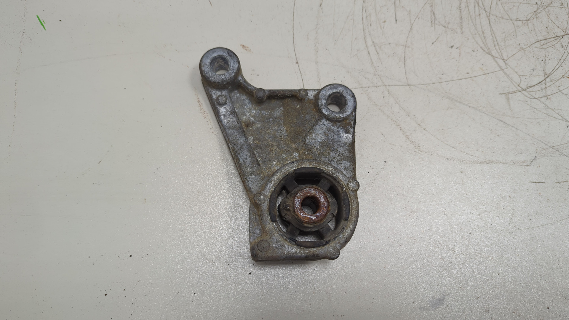 Кронштейн редуктора