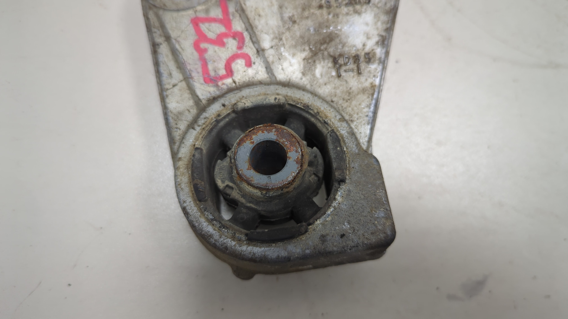 Кронштейн редуктора