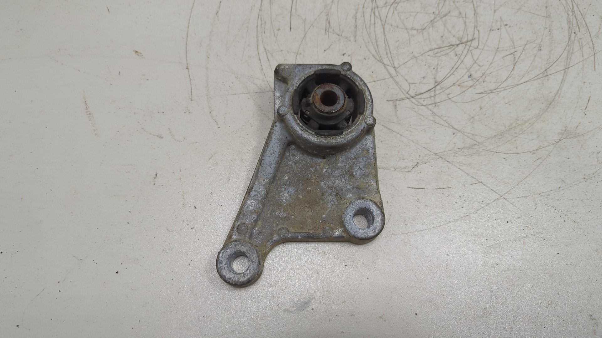 Кронштейн редуктора