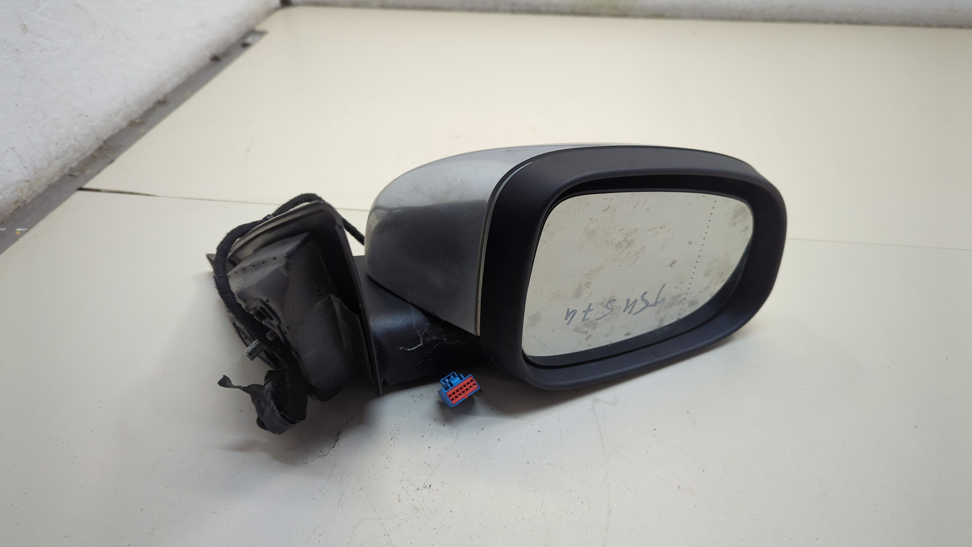 Зеркало правое электрическое