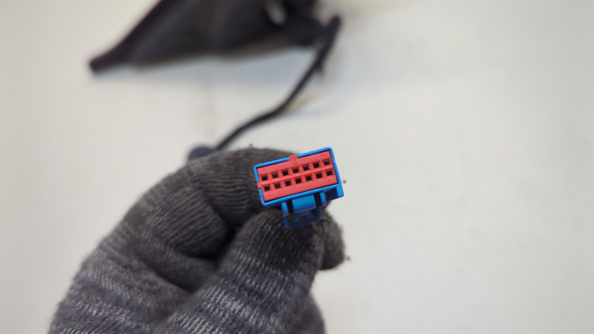 Зеркало правое электрическое