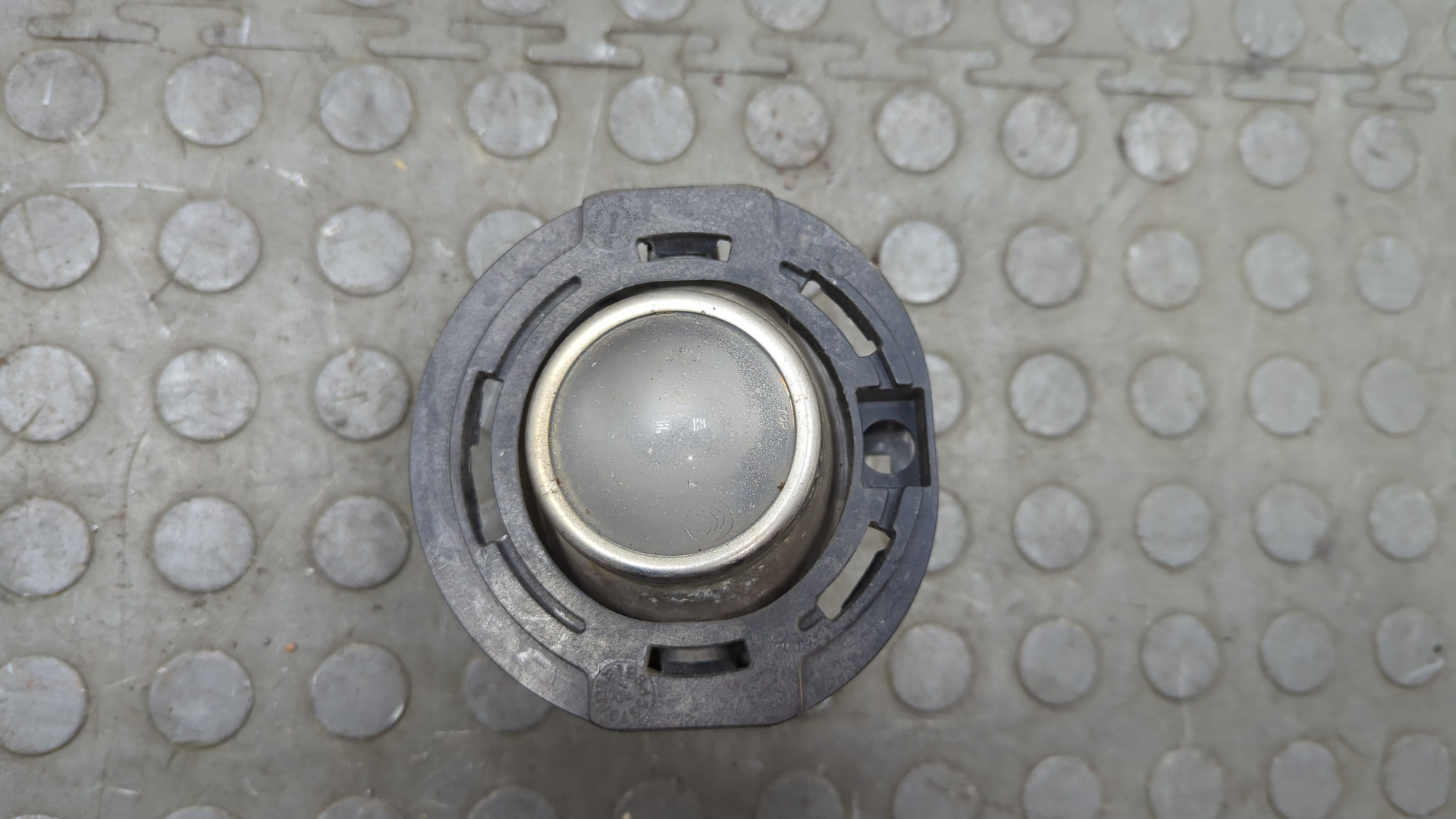 Фара противотуманная правая