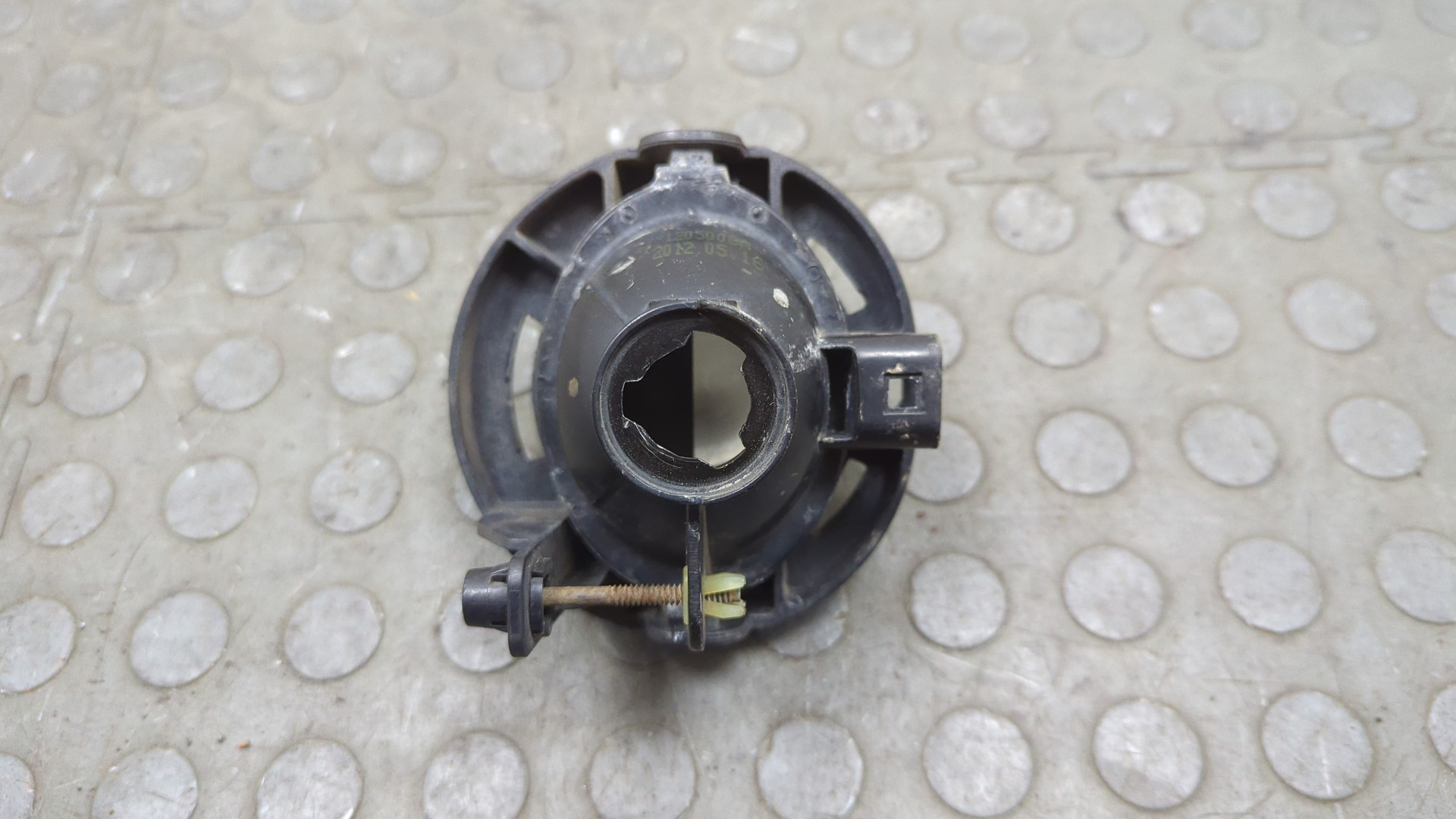 Фара противотуманная правая