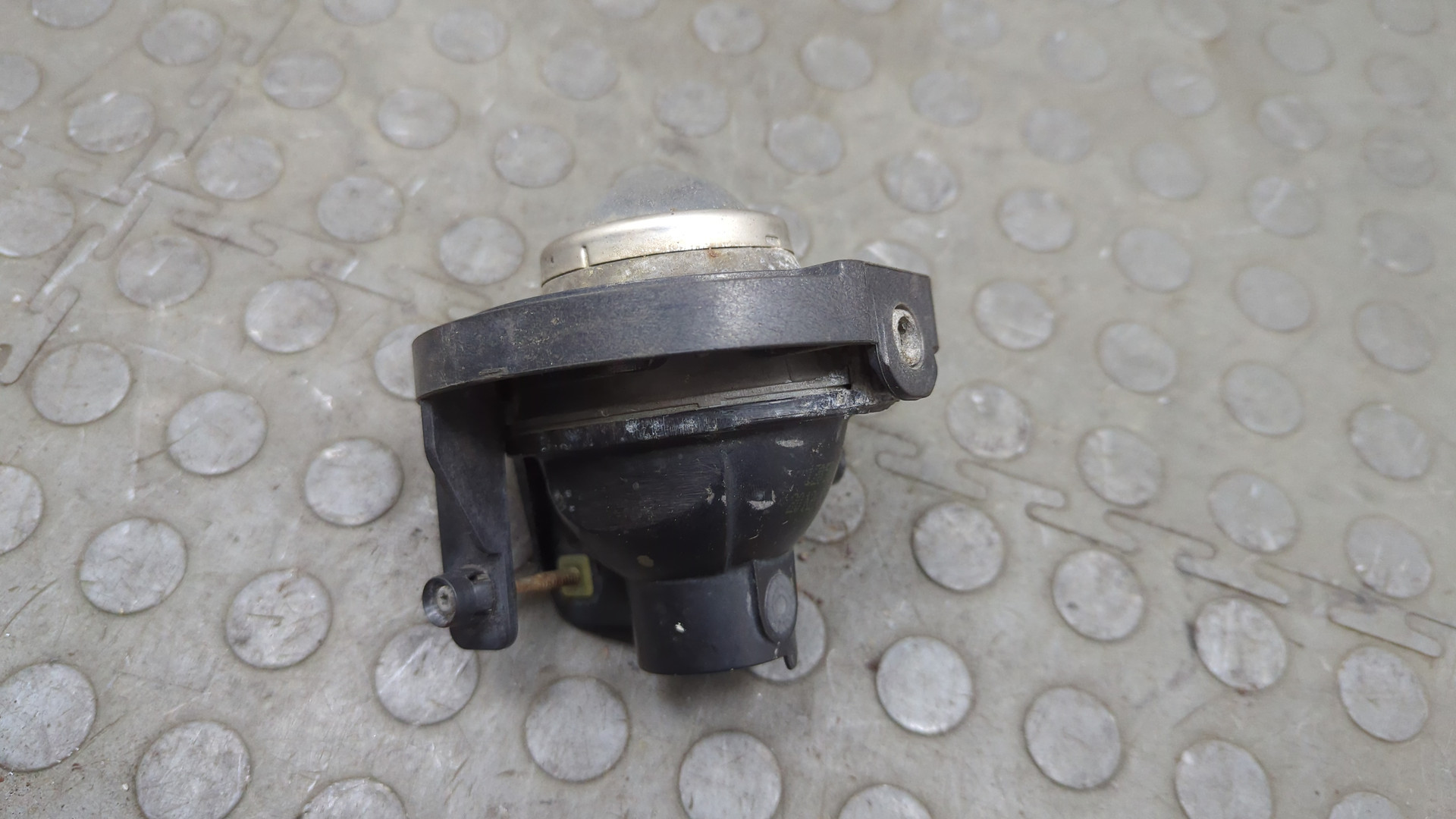 Фара противотуманная правая