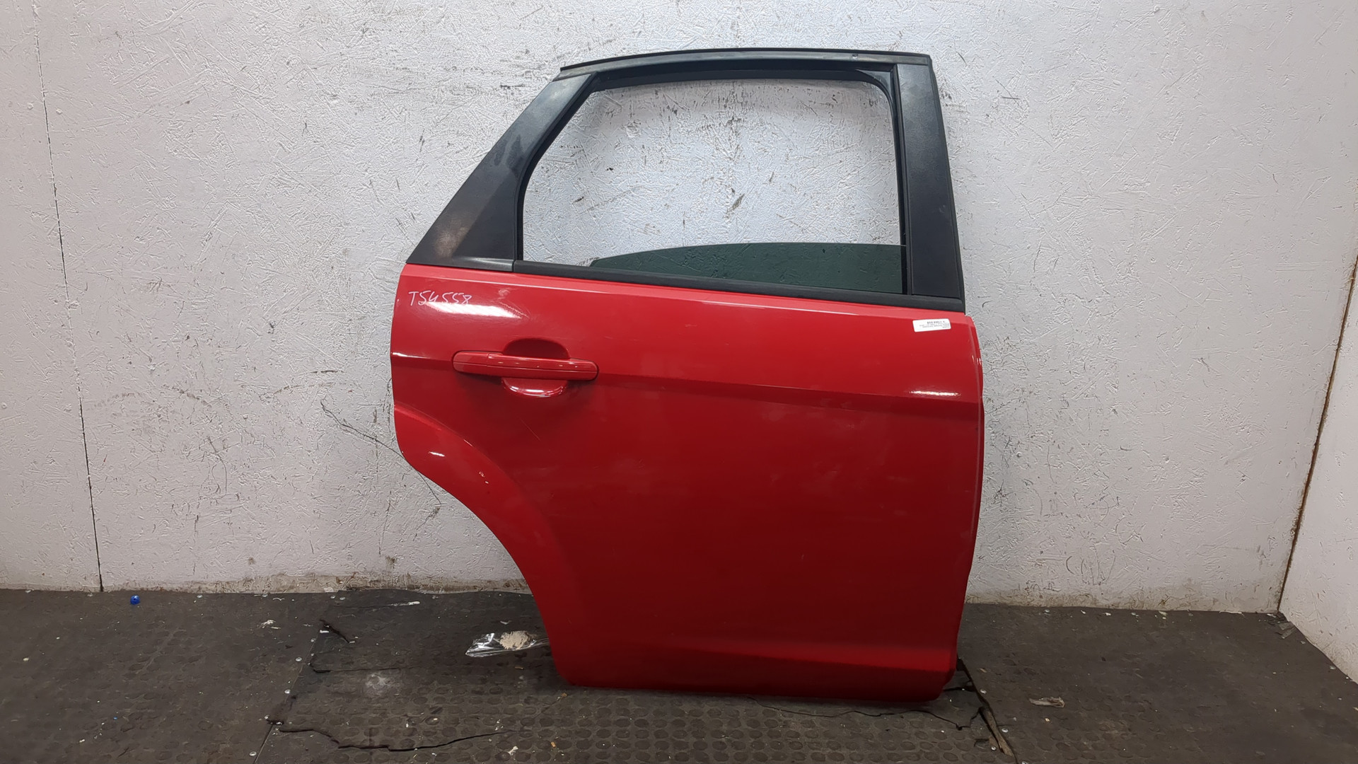 Дверь задняя правая