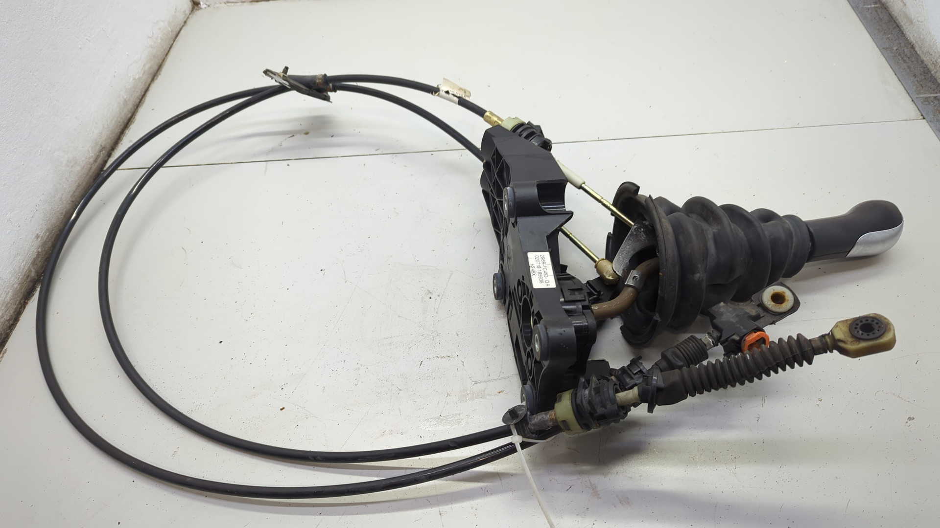 Кулиса МКПП / АКПП