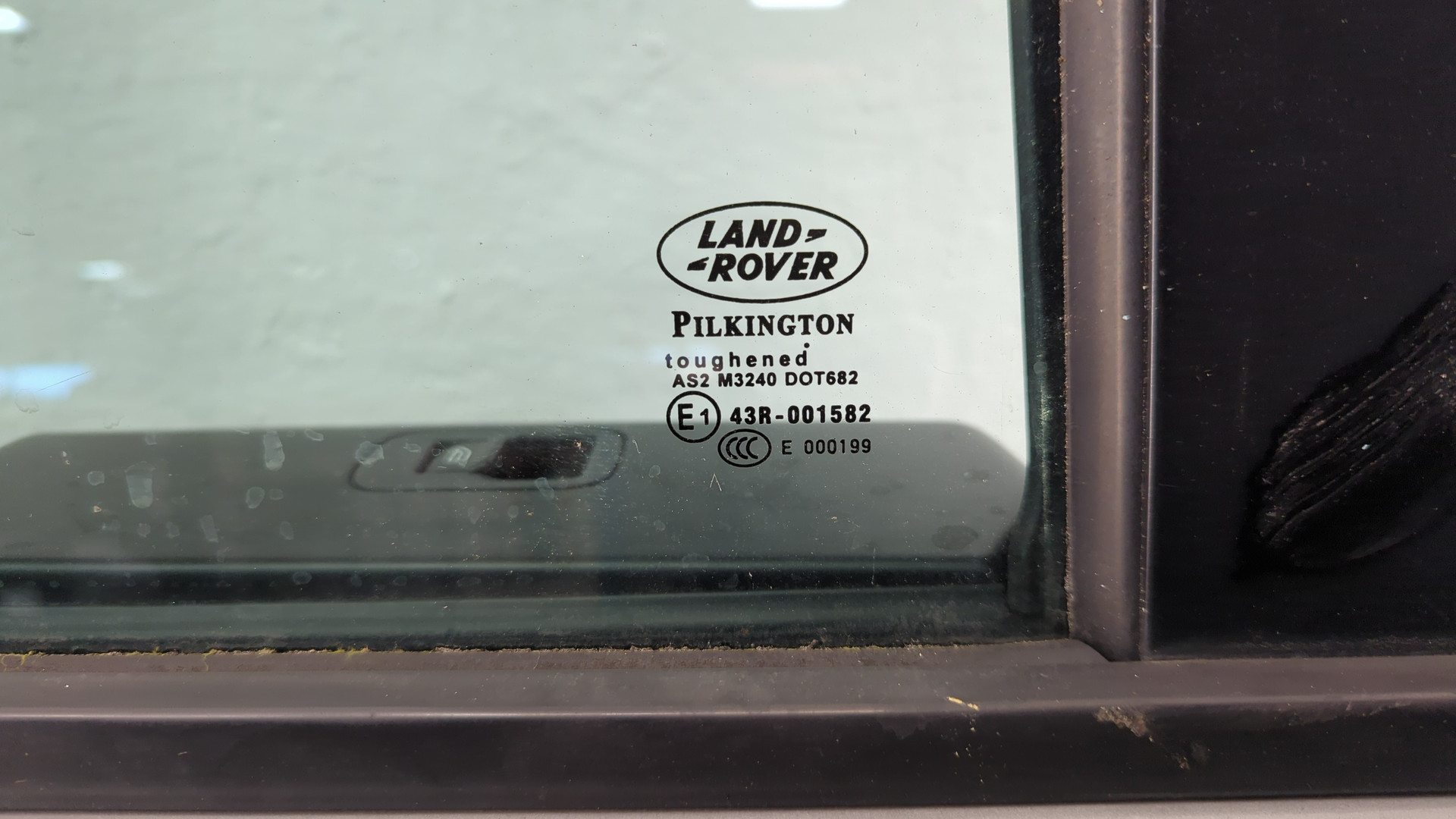 Дверь задняя правая