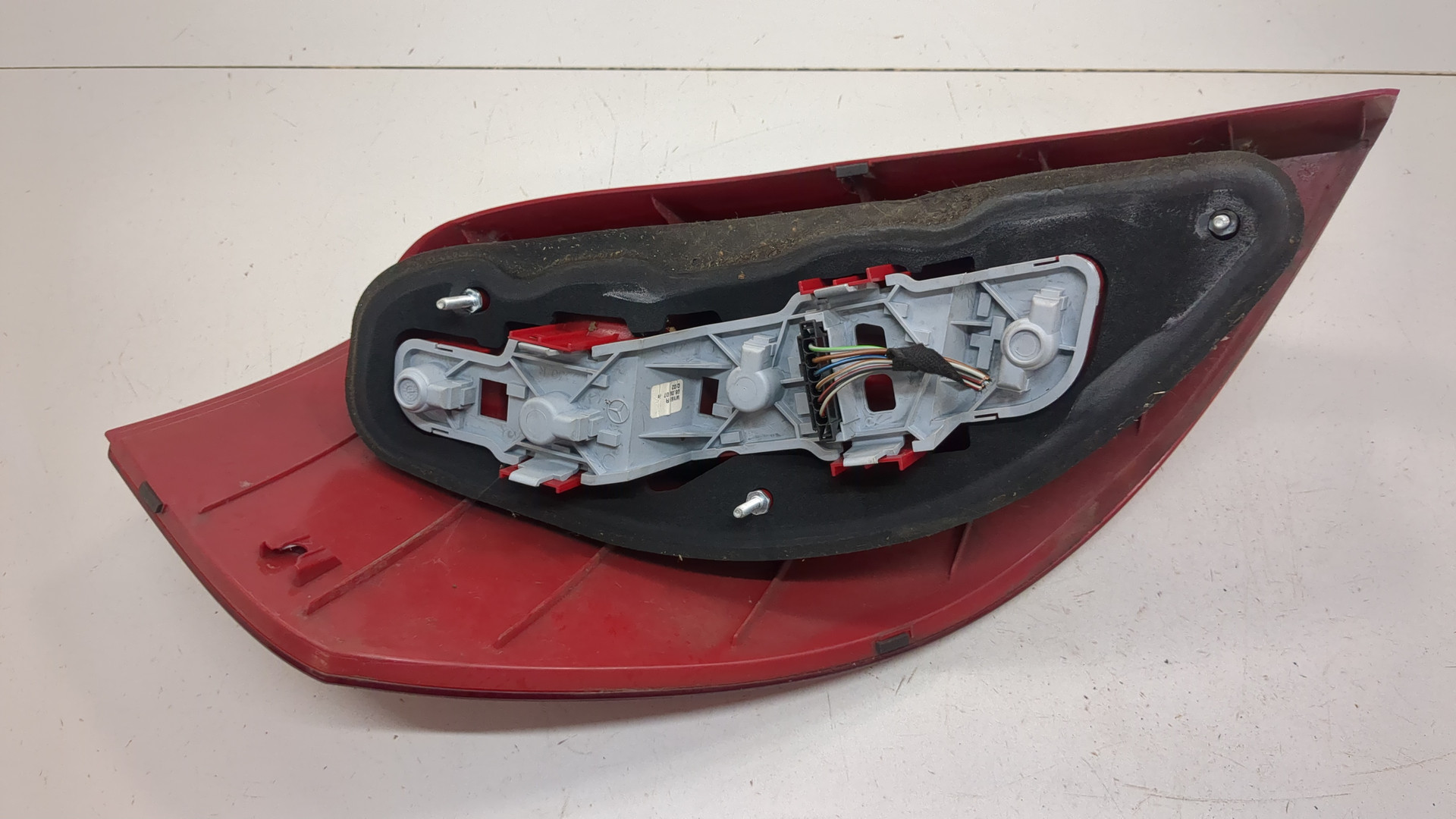 Фонарь задний правый