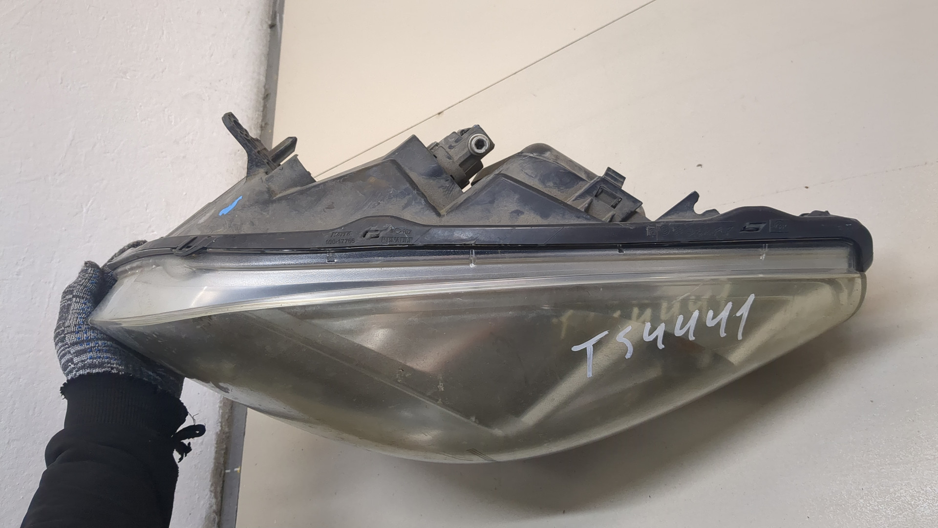 Фара левая
