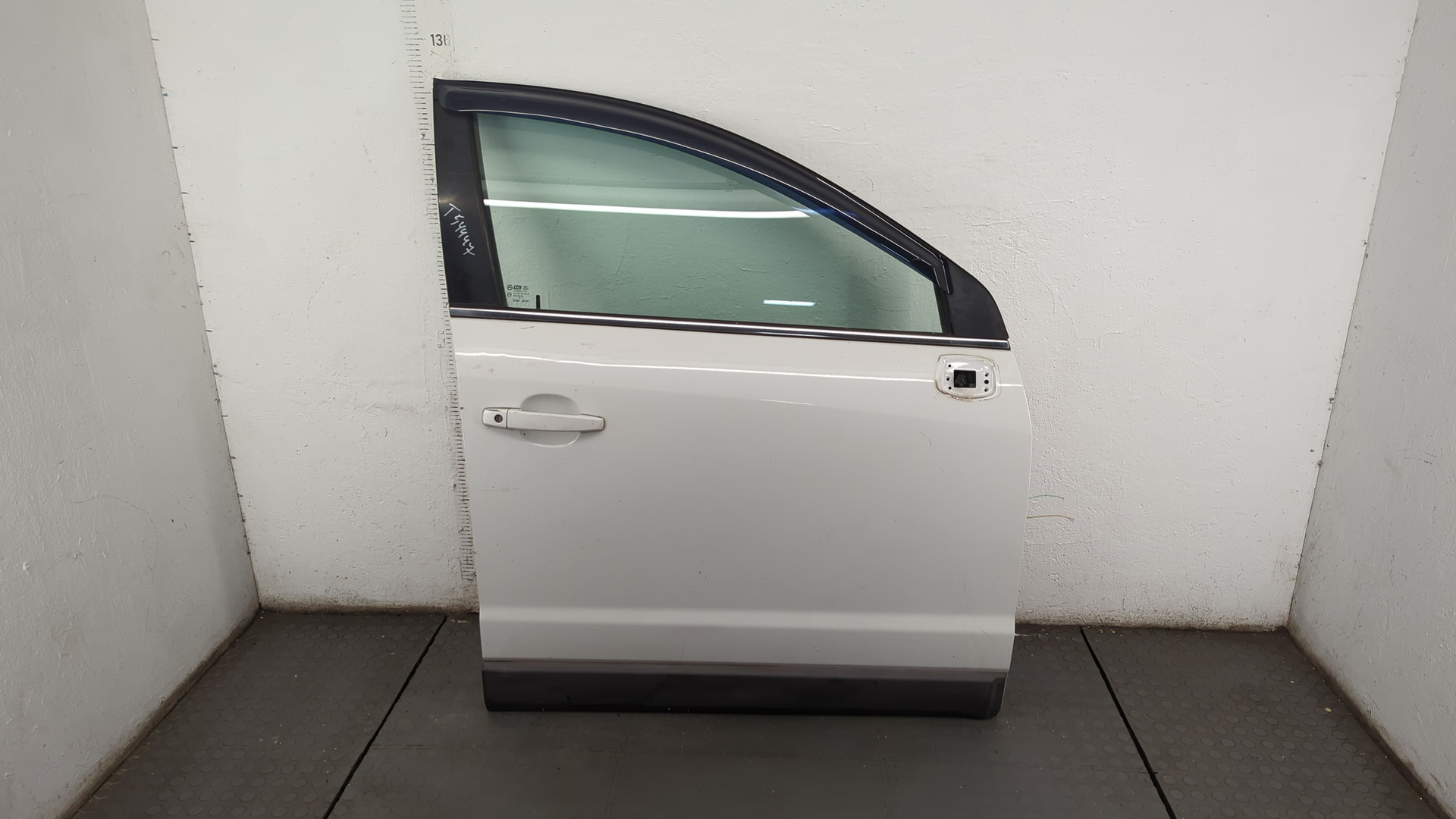 Дверь передняя правая