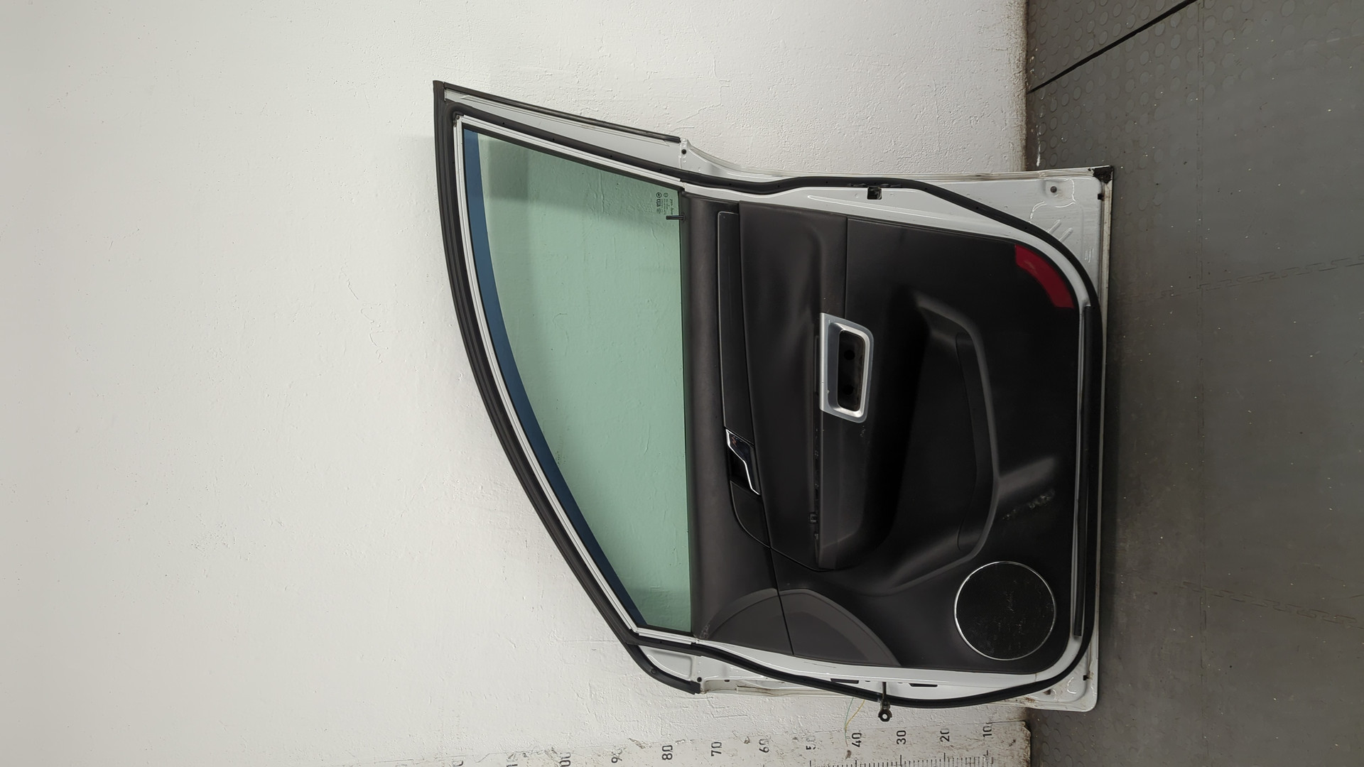 Дверь передняя правая