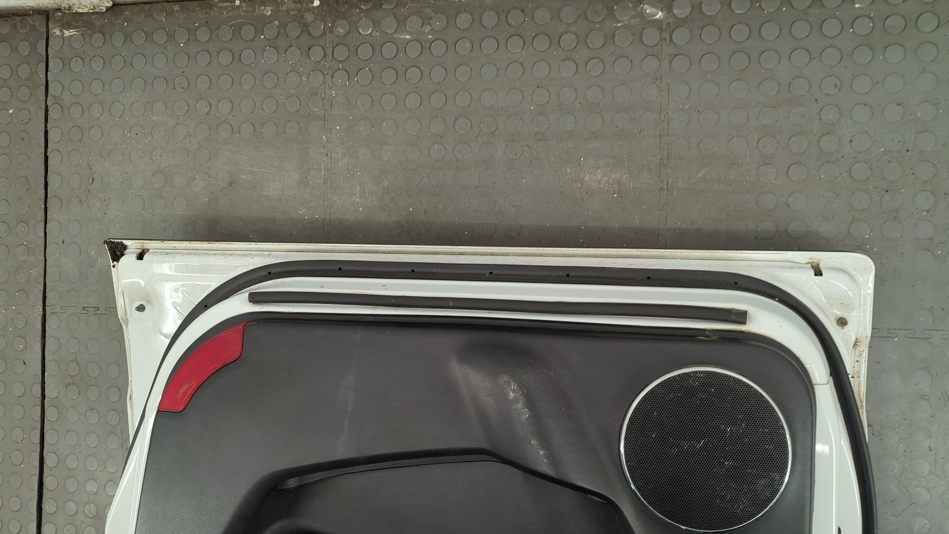 Дверь передняя правая