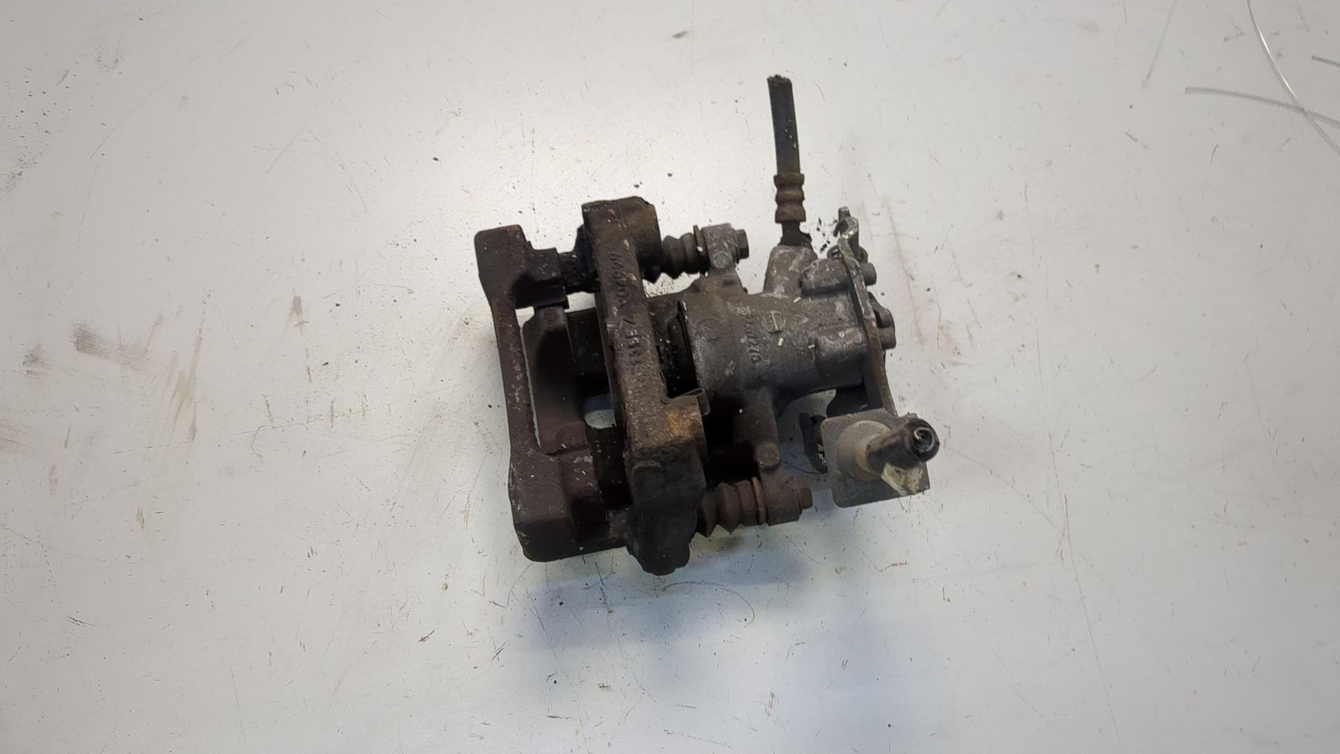 Суппорт задний правый