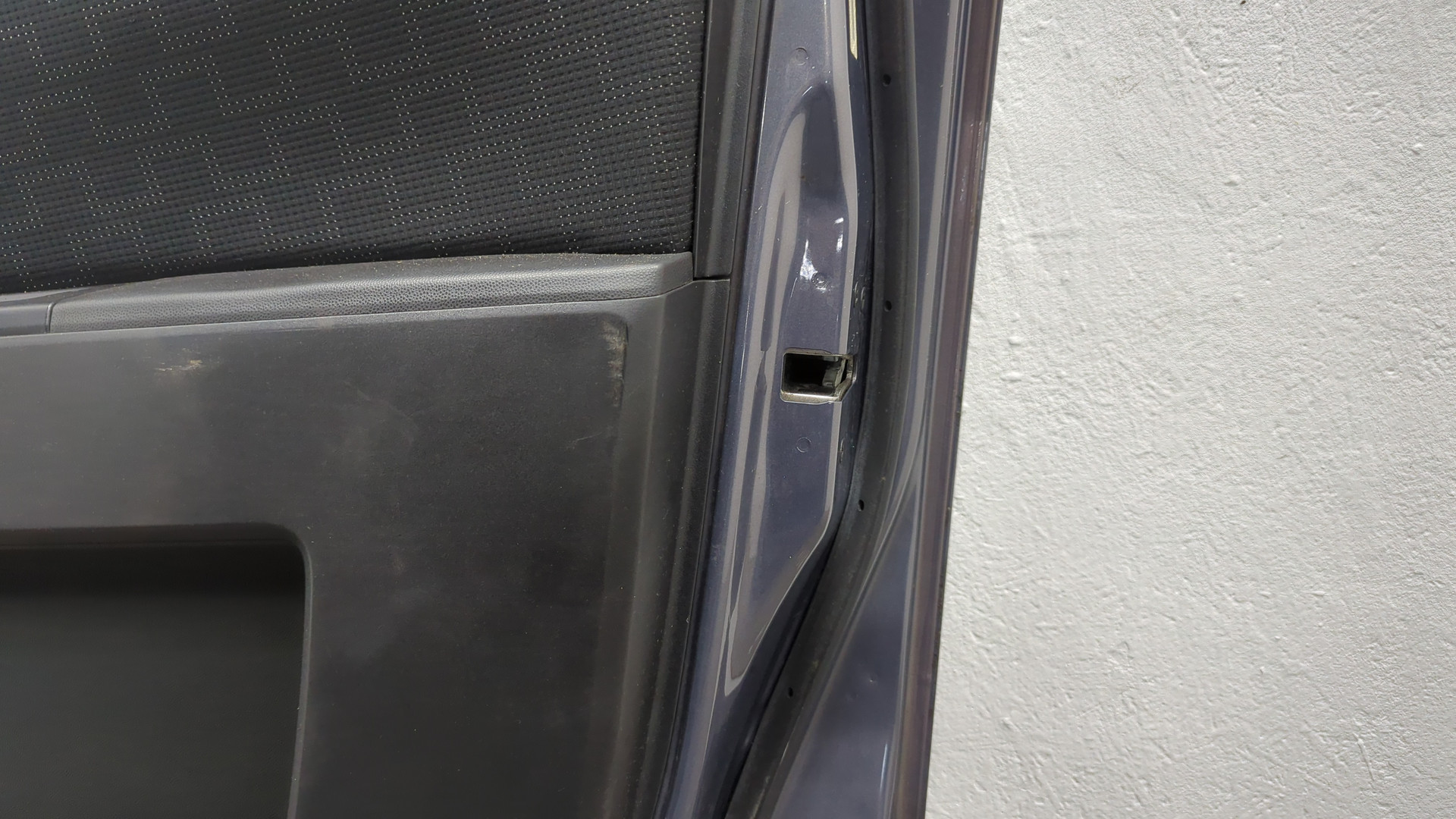 Дверь передняя правая