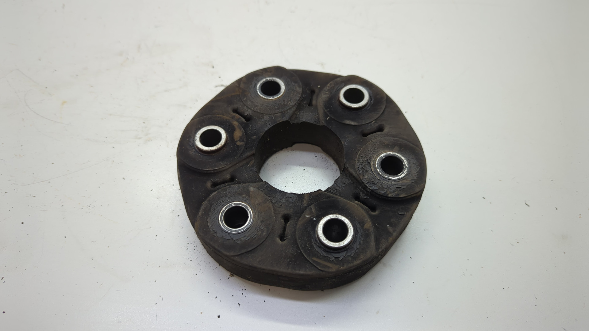 Муфта эластичная карданного вала