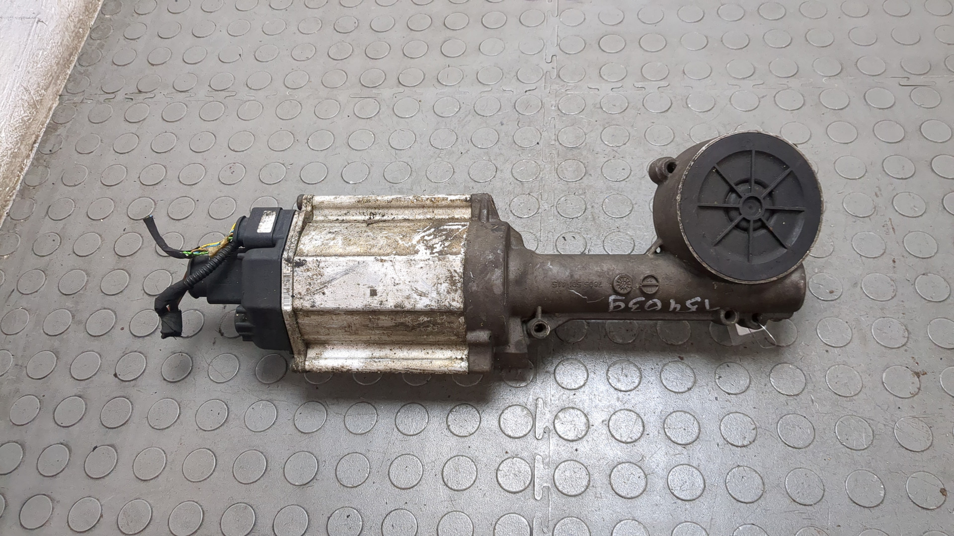 Серводвигатель рулевой рейки