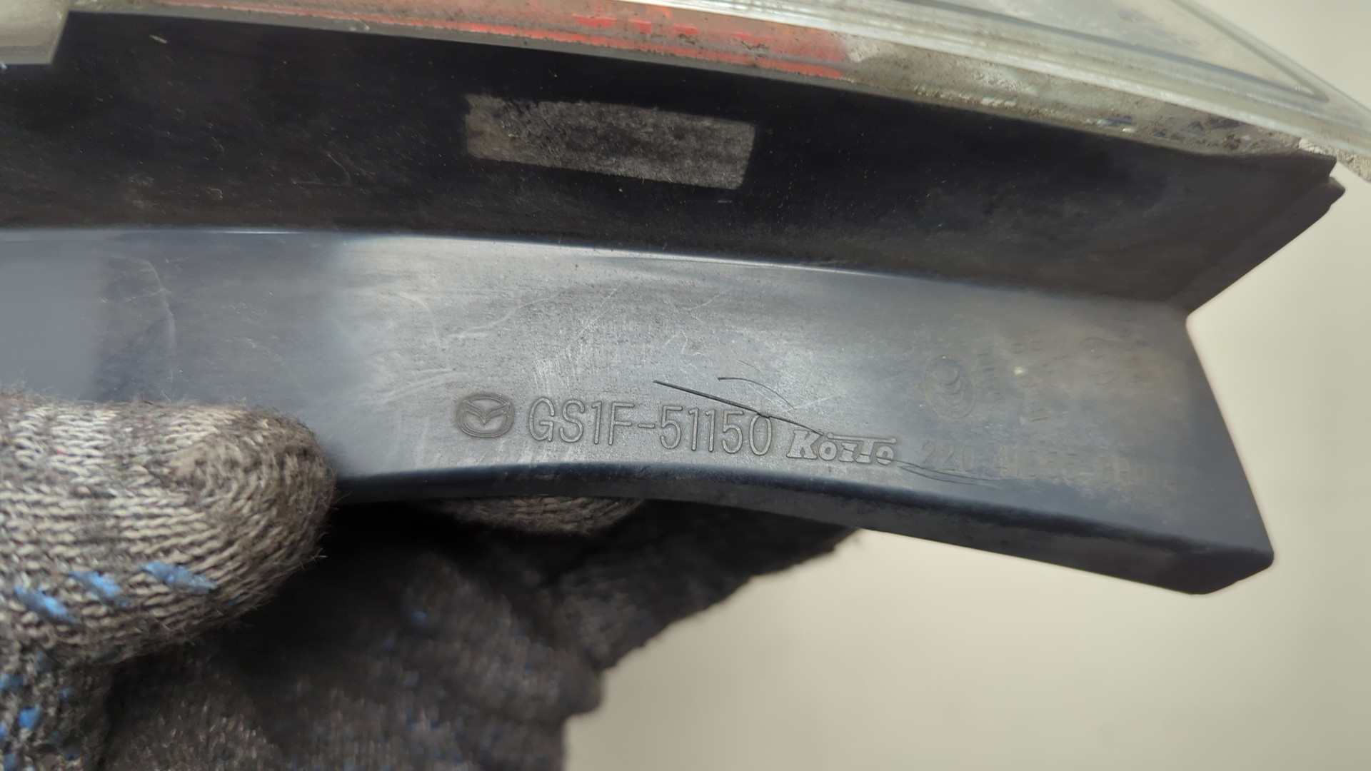 Фонарь задний правый