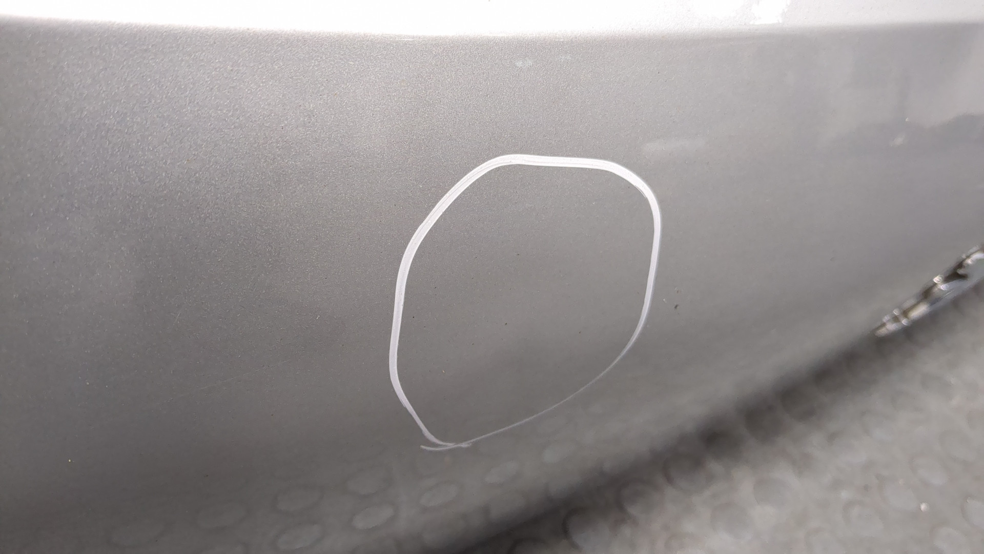 Дверь багажника