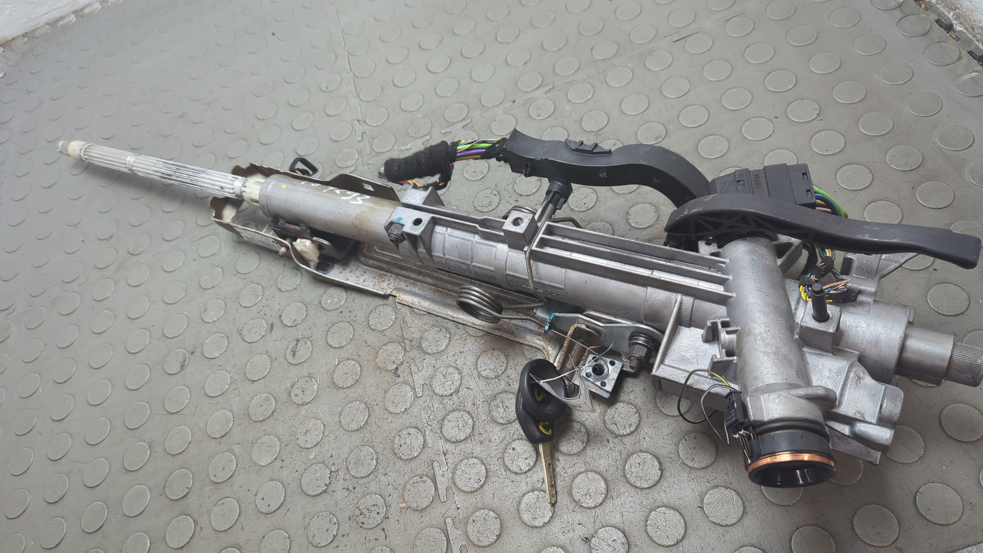 Колонка рулевая