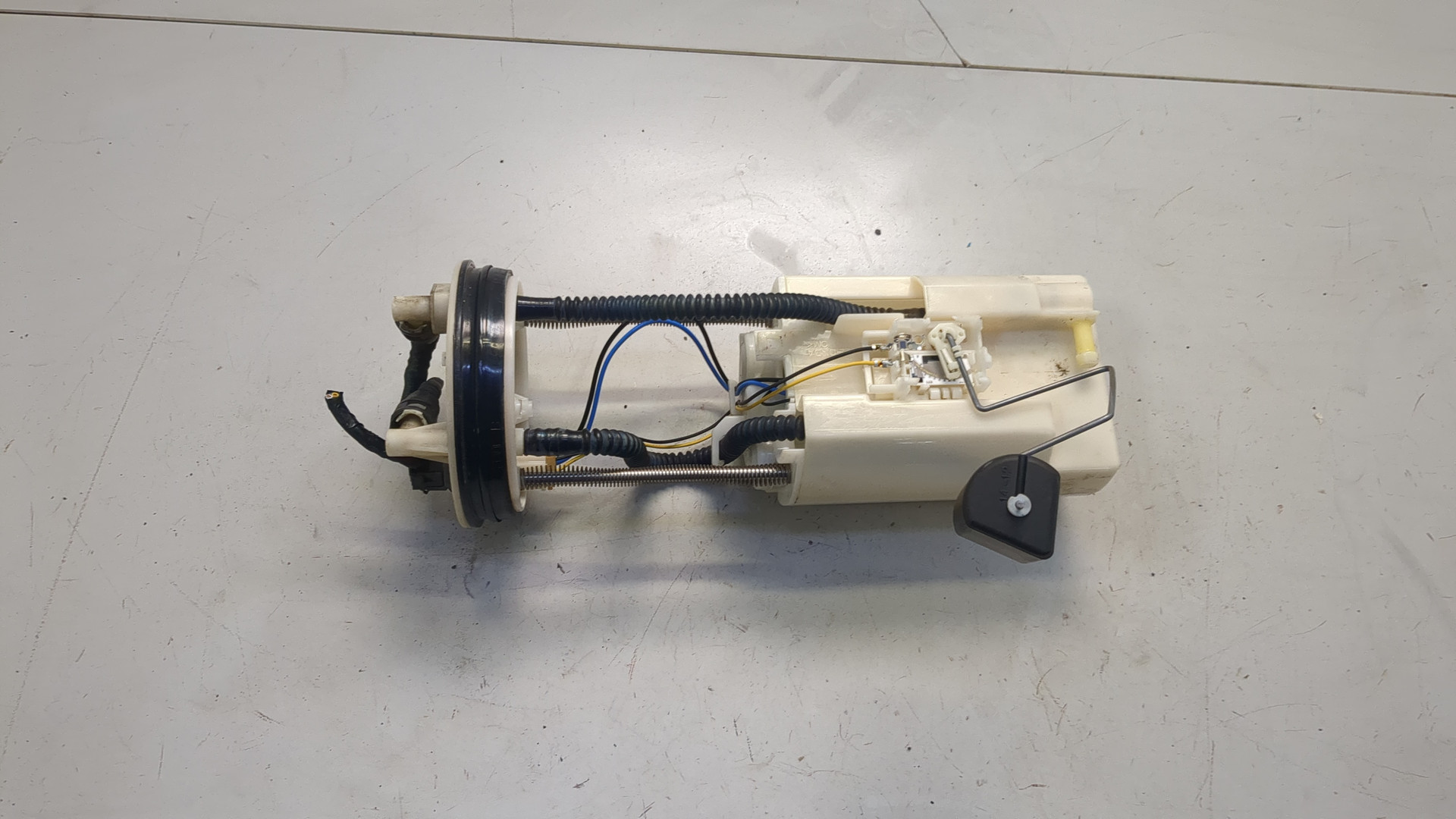 Насос топливный электрический