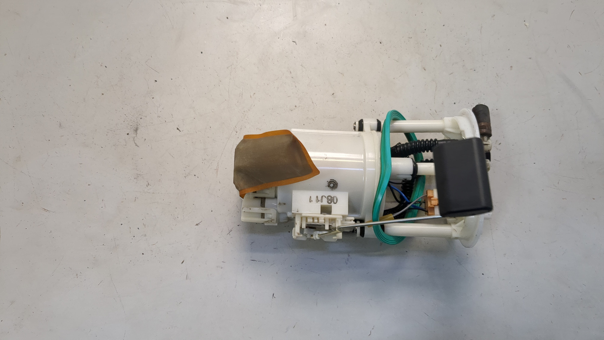 Насос топливный электрический