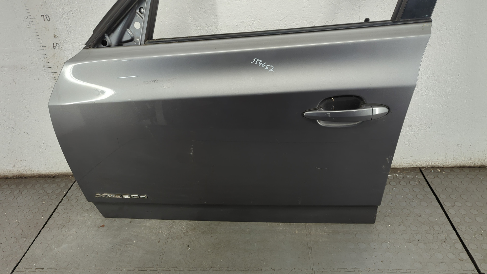 Дверь передняя левая