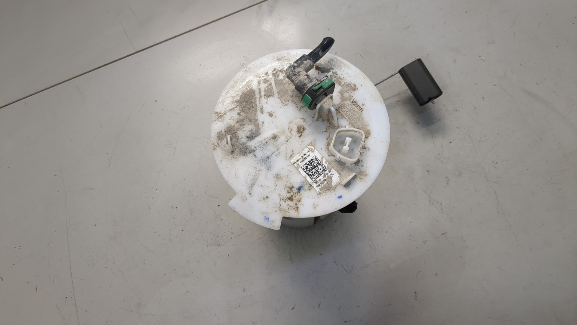 Насос топливный электрический