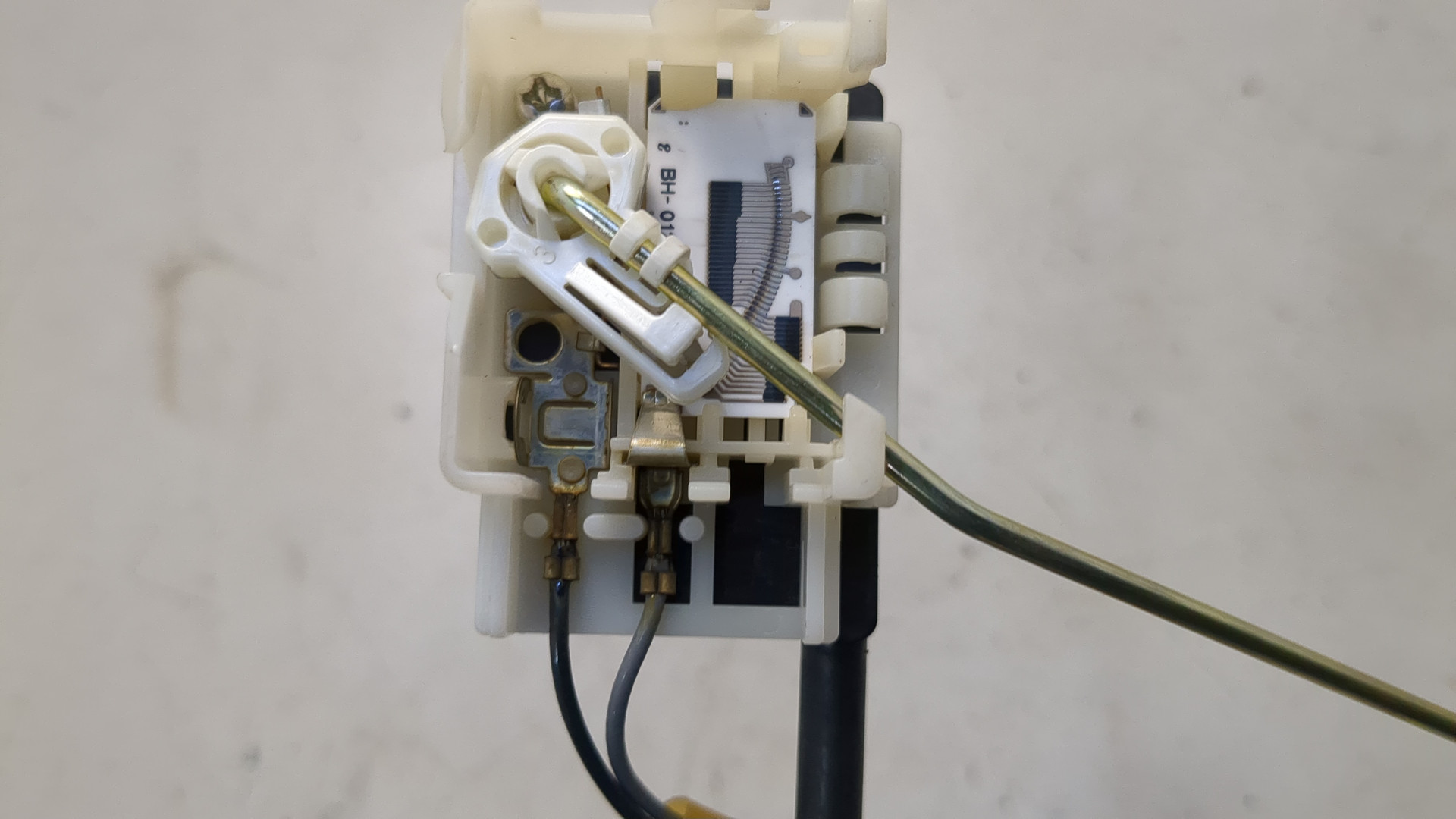 Датчик уровня топлива