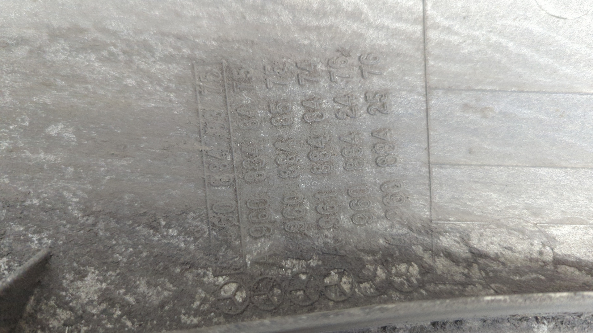 Крыло заднее левое