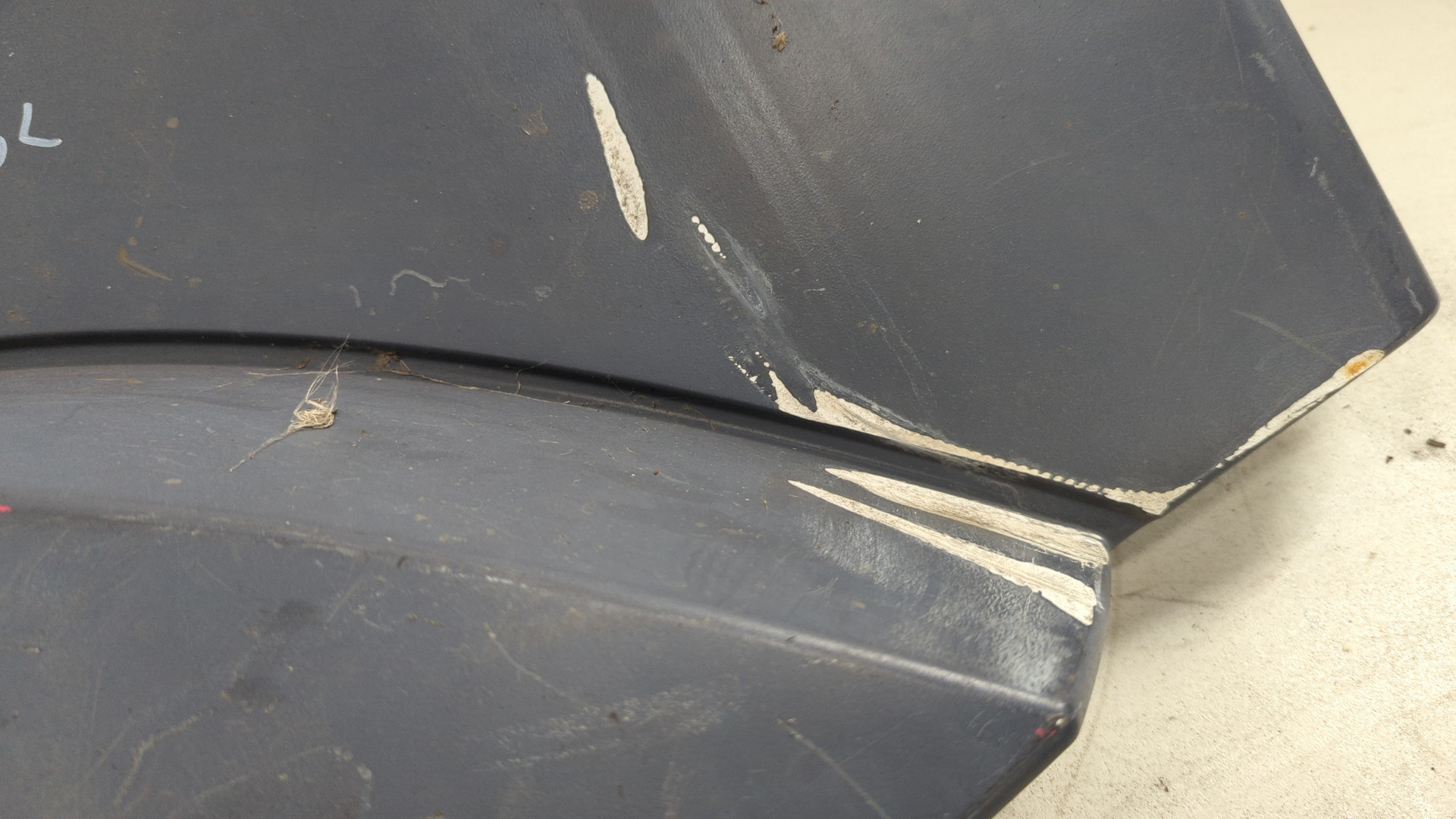 Крыло заднее левое