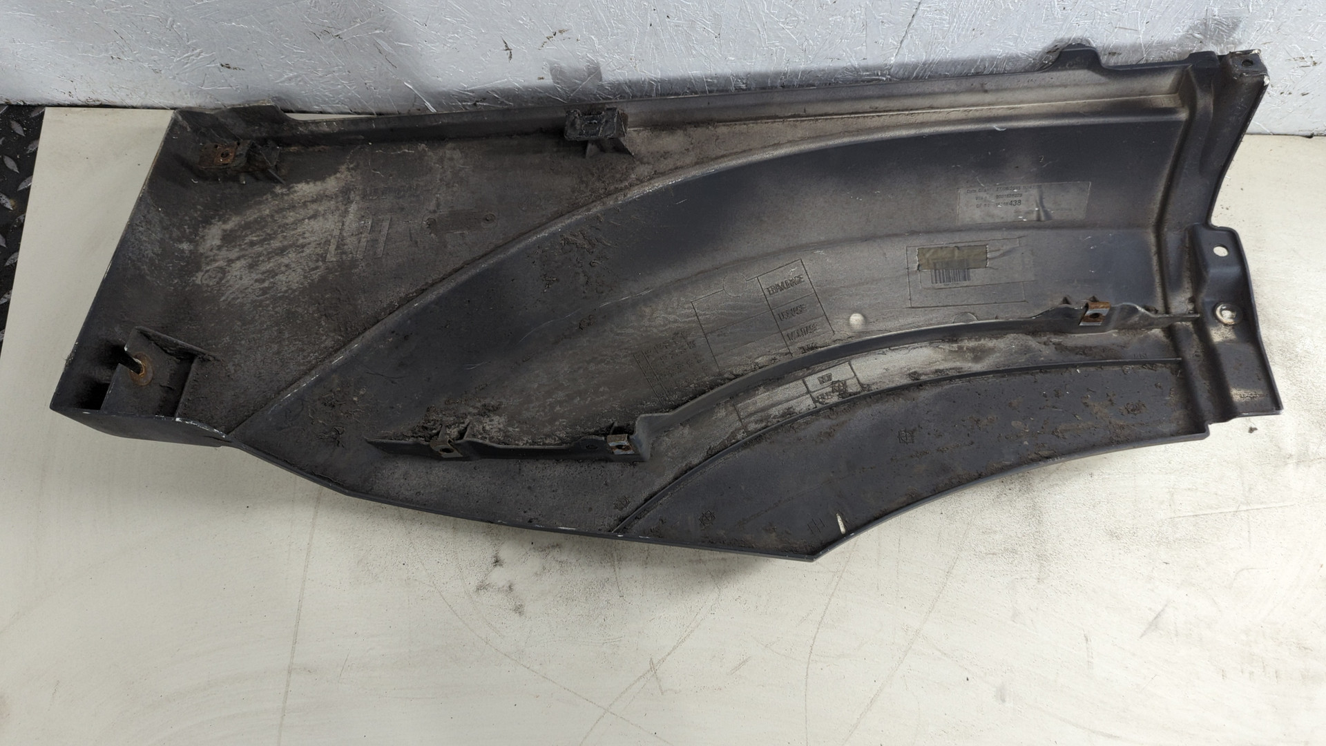 Крыло заднее левое