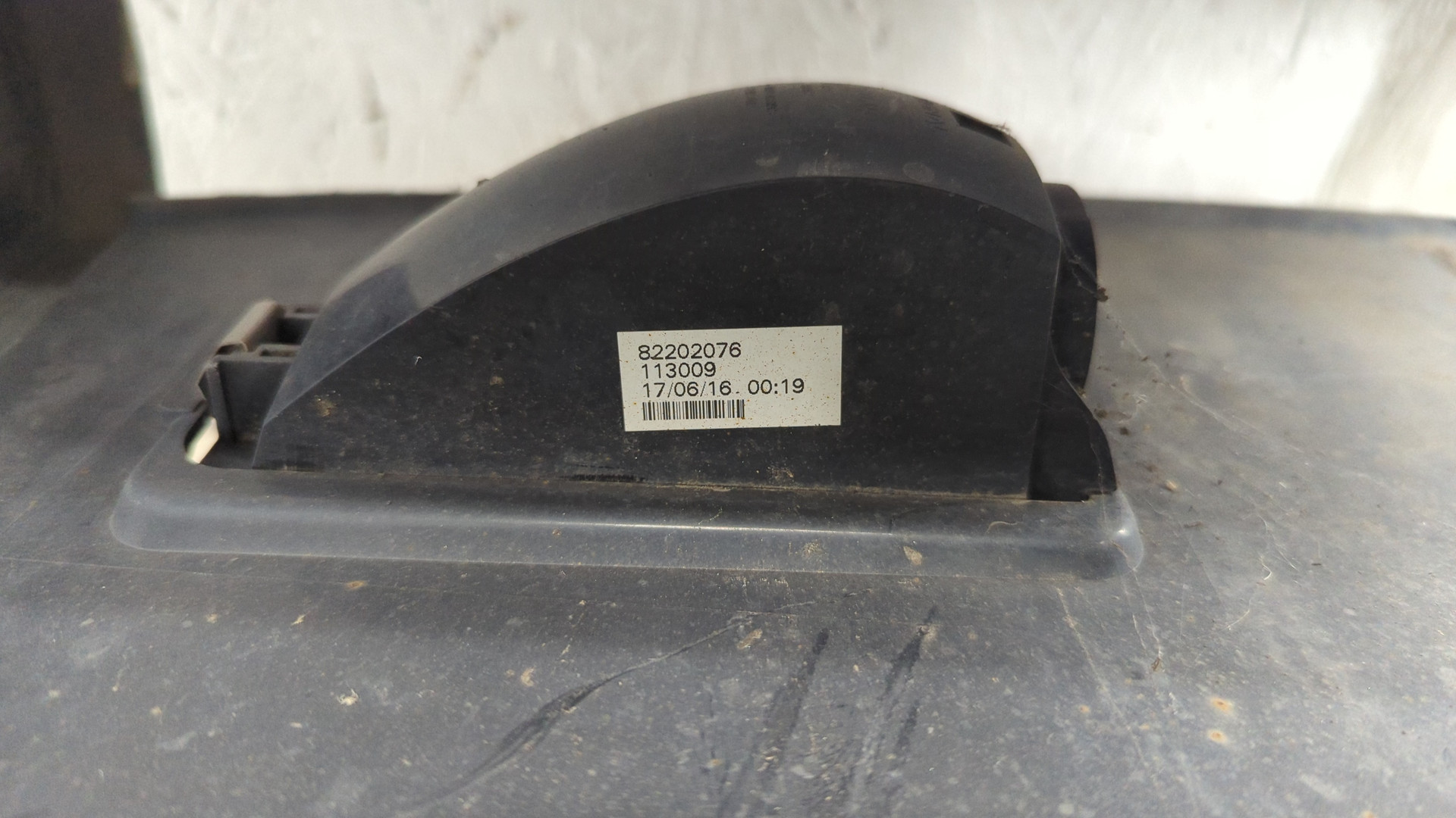 Подножка правая