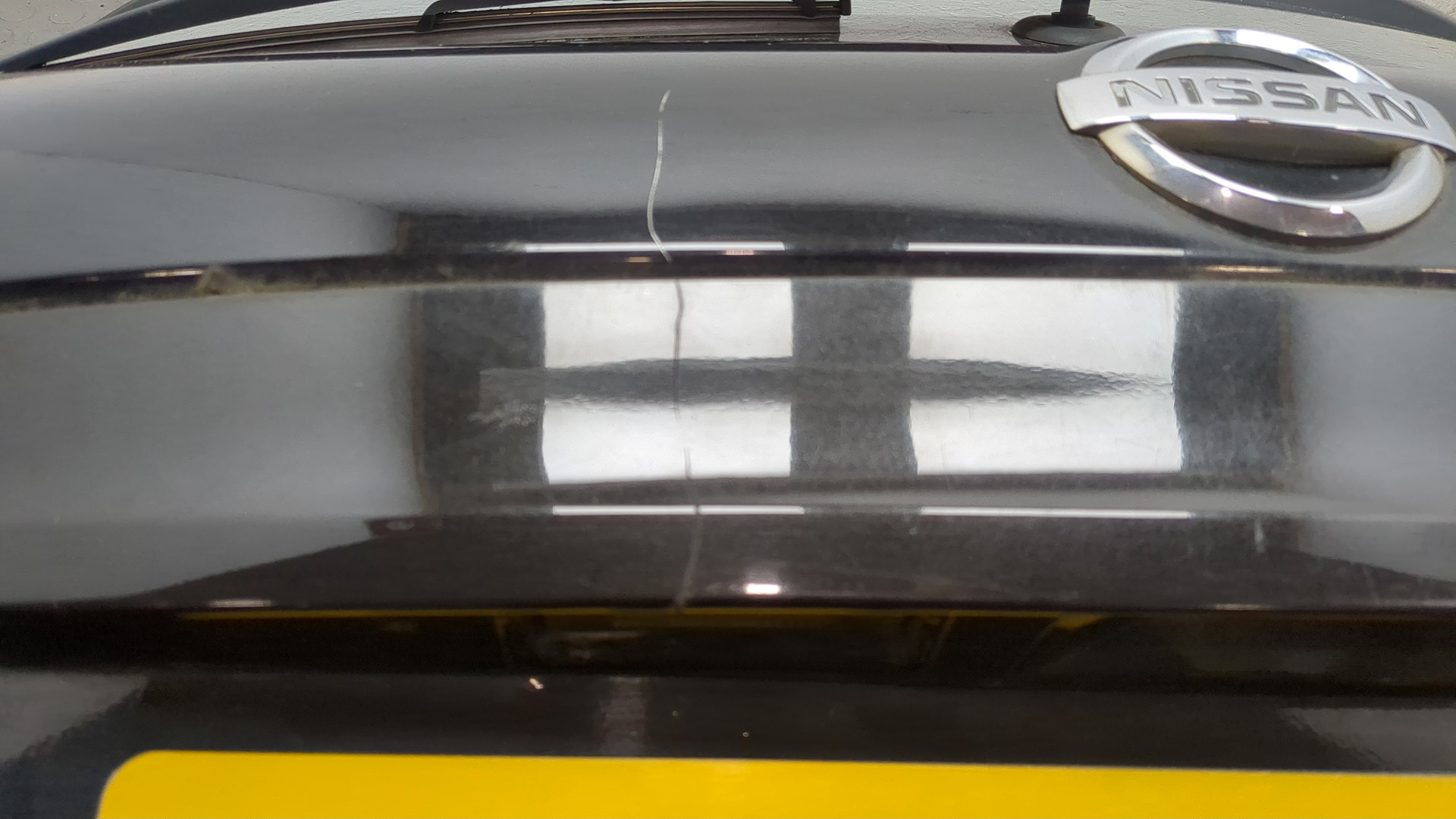 Дверь багажника