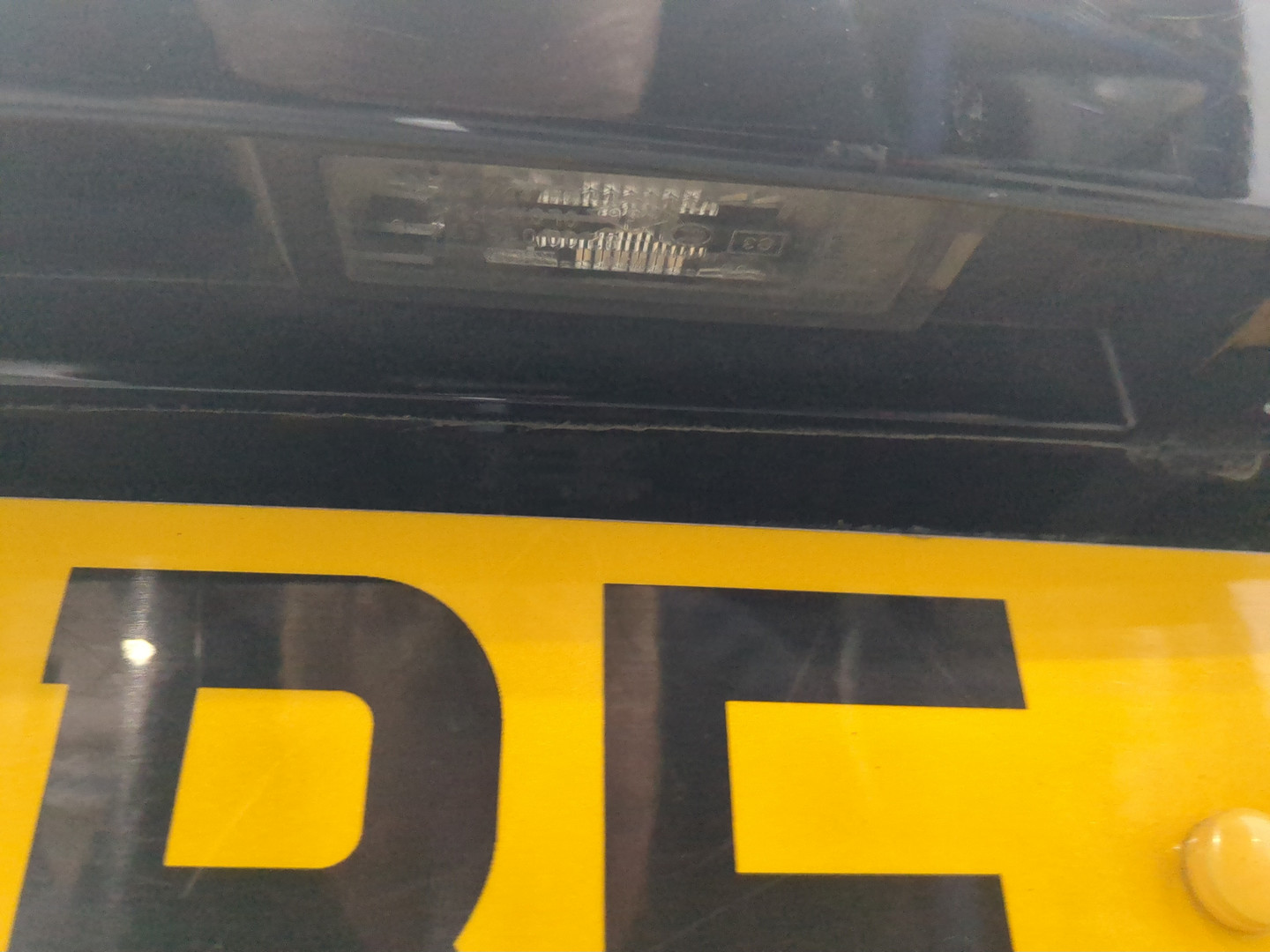 Дверь багажника