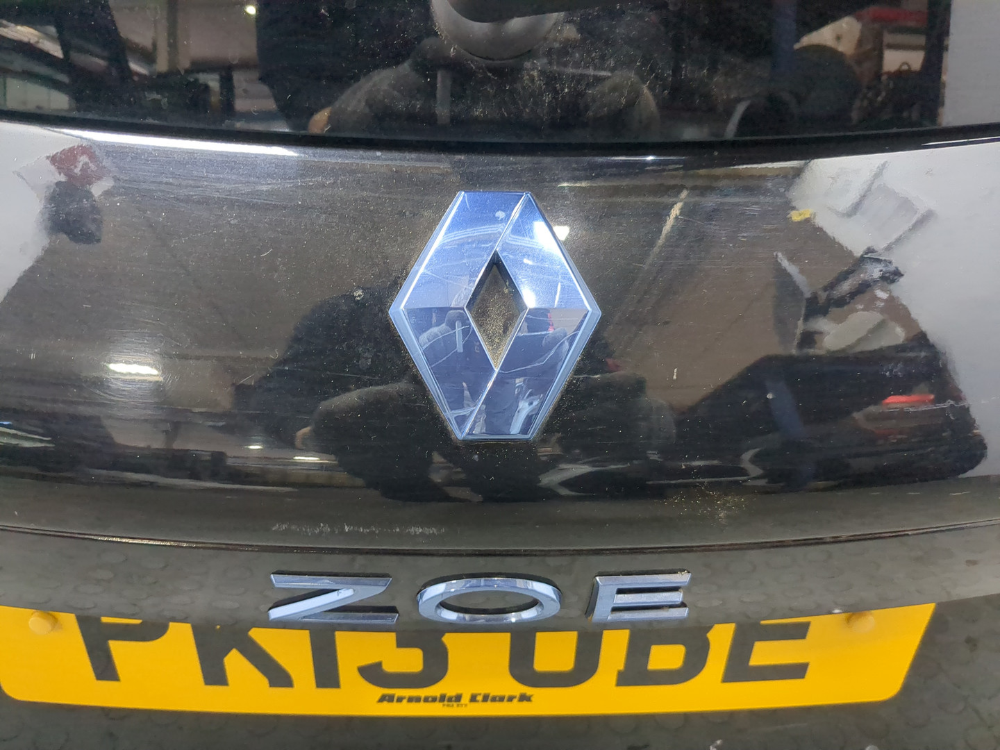 Дверь багажника