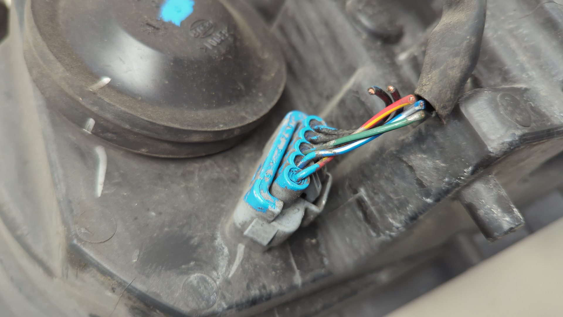 Фара правая