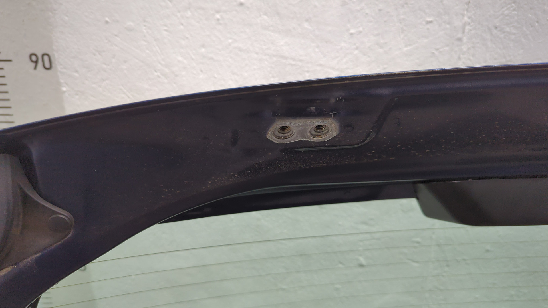 Дверь багажника