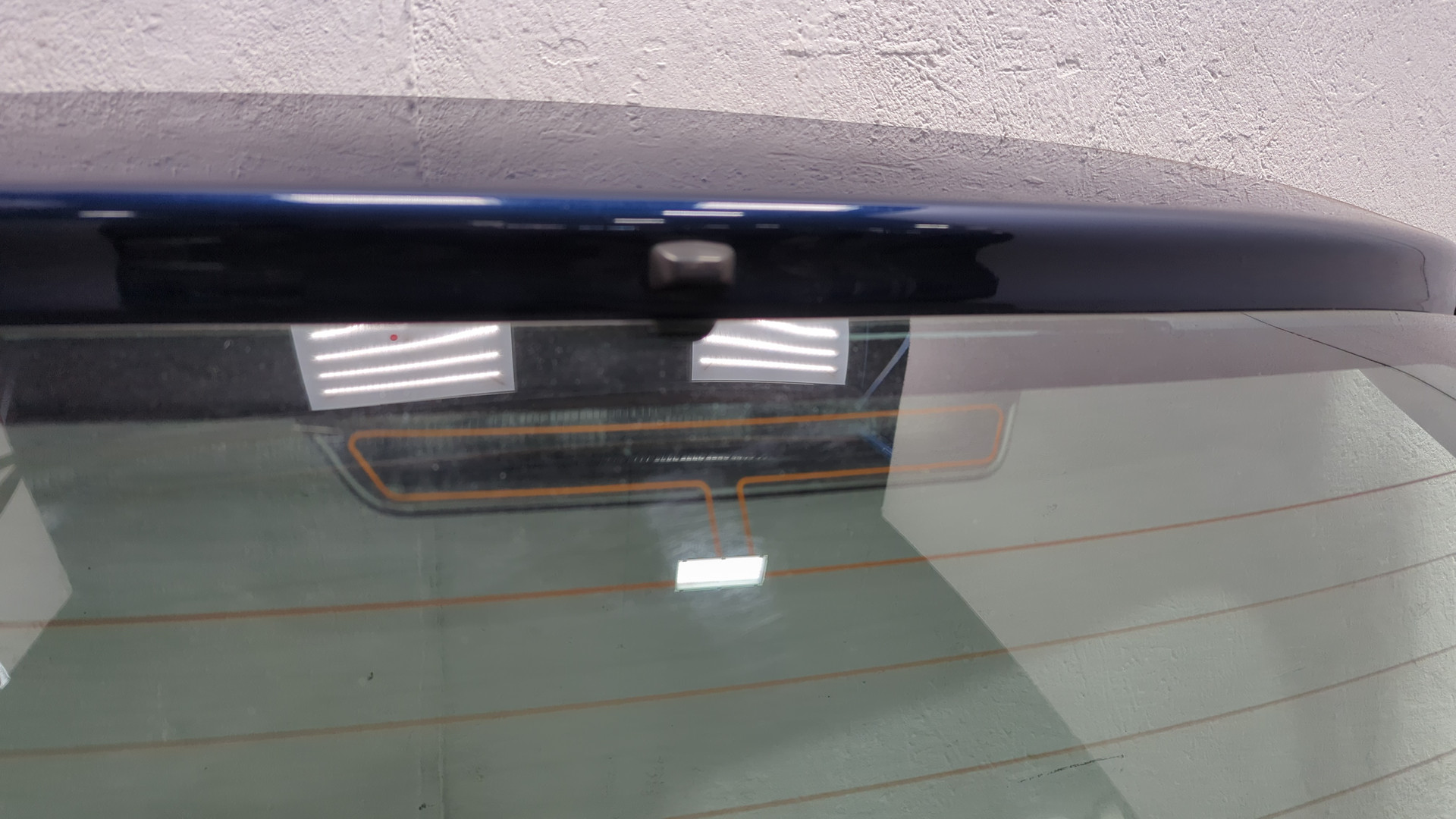 Дверь багажника